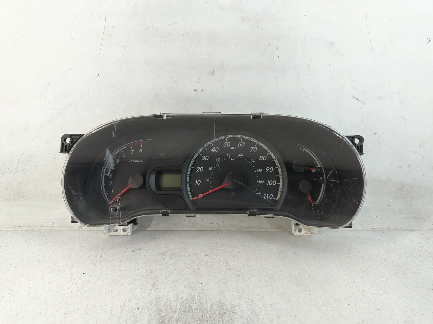2011-2012 Toyota Sienna Instrument Cluster Speedometer Gauges P/N:0551350 83800-08350-00 Fits Fits 2011 2012 OEM Used Auto Parts - Oemusedautoparts1.com