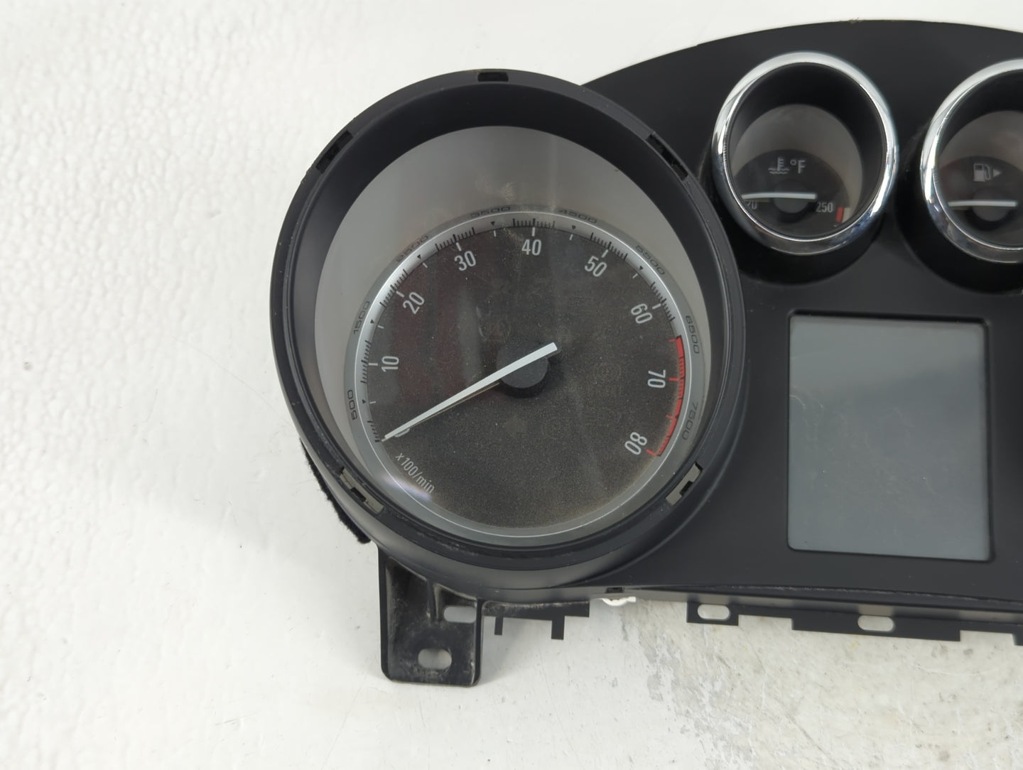 2014-2015 Buick Verano Instrument Cluster Speedometer Gauges Fits Fits 2014 2015 OEM Used Auto Parts - Oemusedautoparts1.com