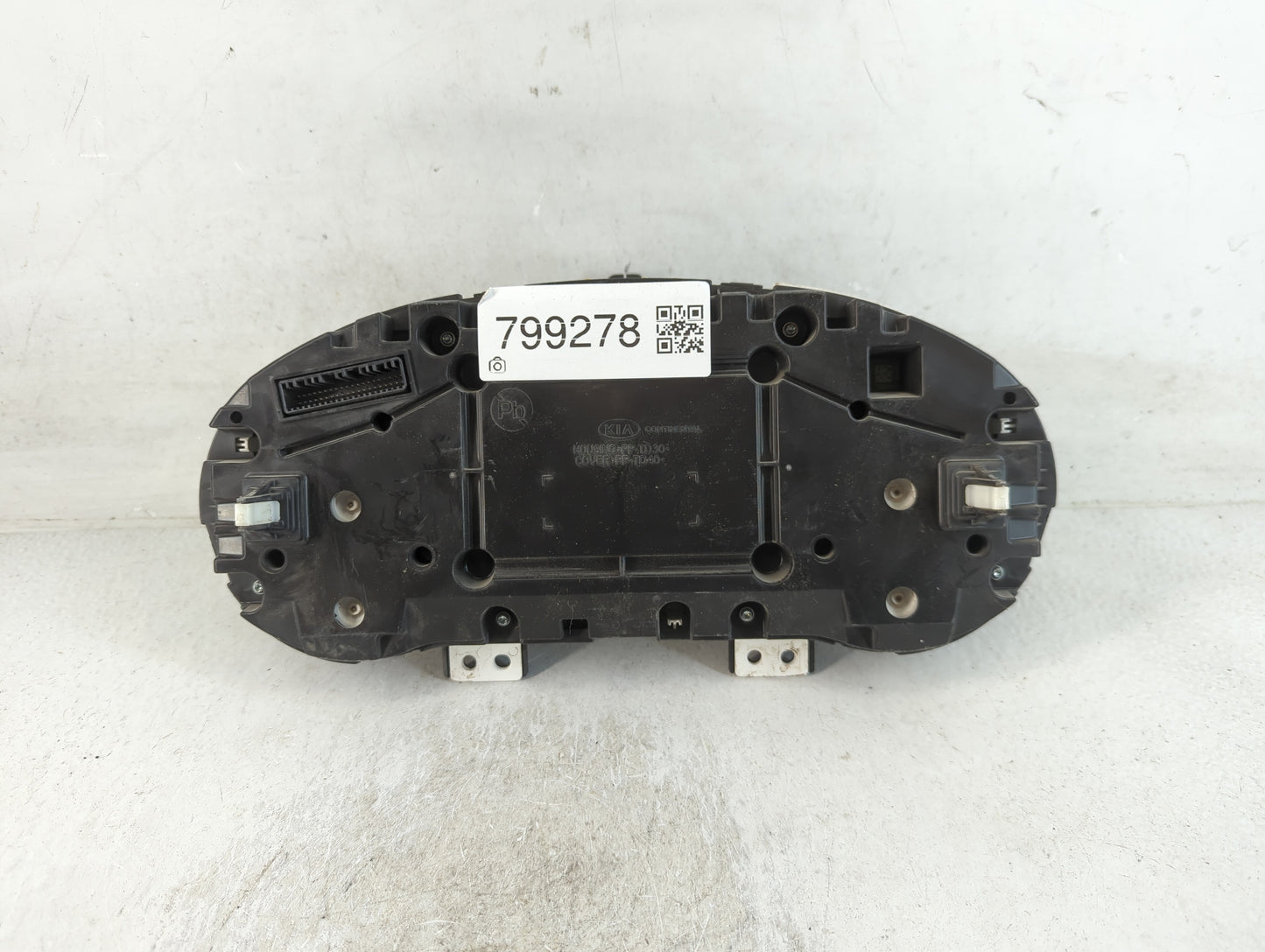 2019-2020 Kia Optima Instrument Cluster Speedometer Gauges P/N:94021-D5030 Fits Fits 2019 2020 OEM Used Auto Parts - Oemusedautoparts1.com