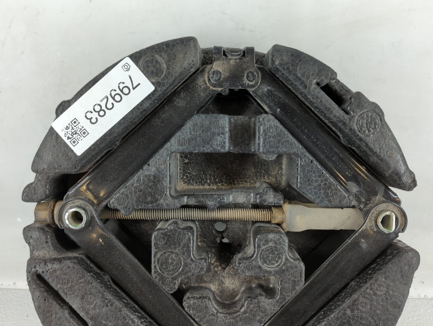 2015 Buick Verano Spare Scissor Car Jack - Oemusedautoparts1.com