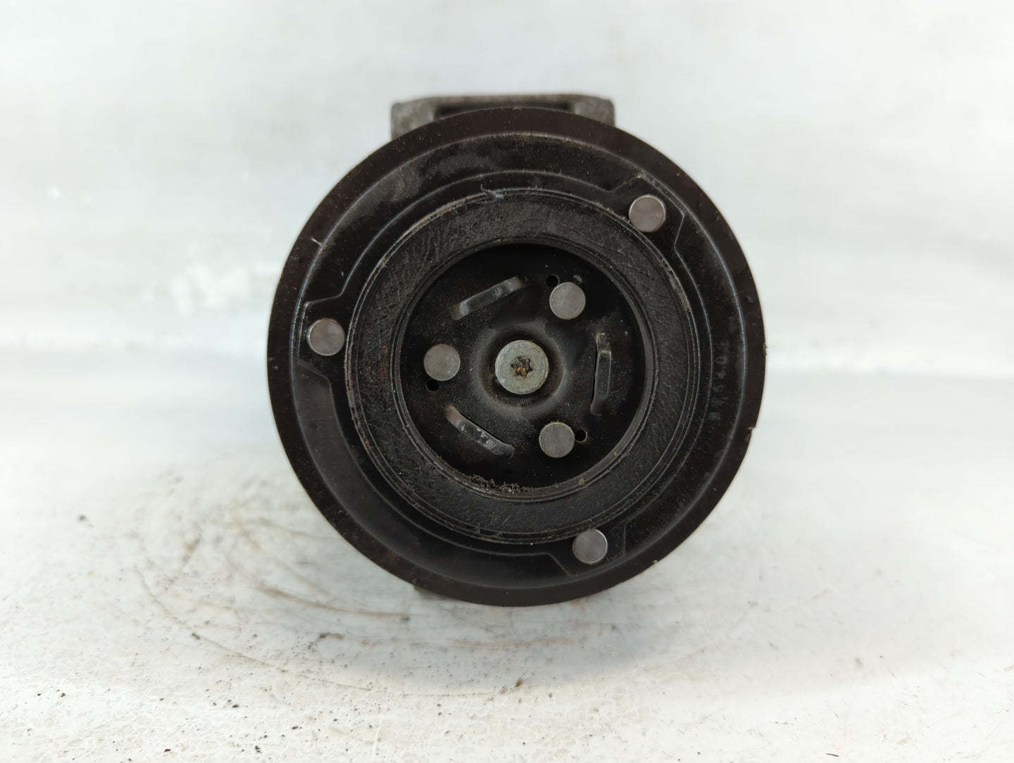 2014-2017 Buick Regal Air Conditioning A/c Ac Compressor Oem - Oemusedautoparts1.com