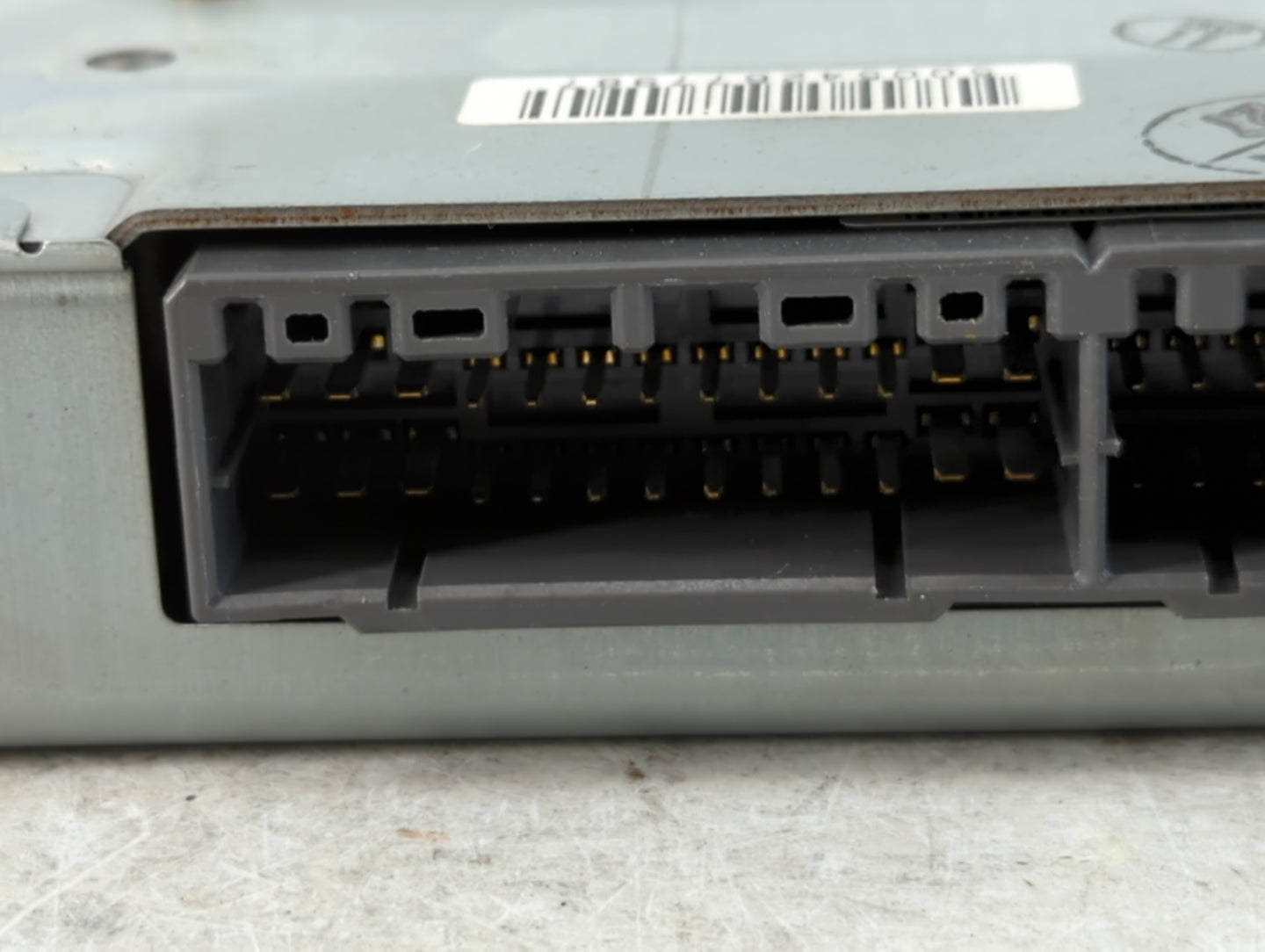 1997 Lexus Sc300 Chassis Control Module Ccm Bcm Body Control - Oemusedautoparts1.com