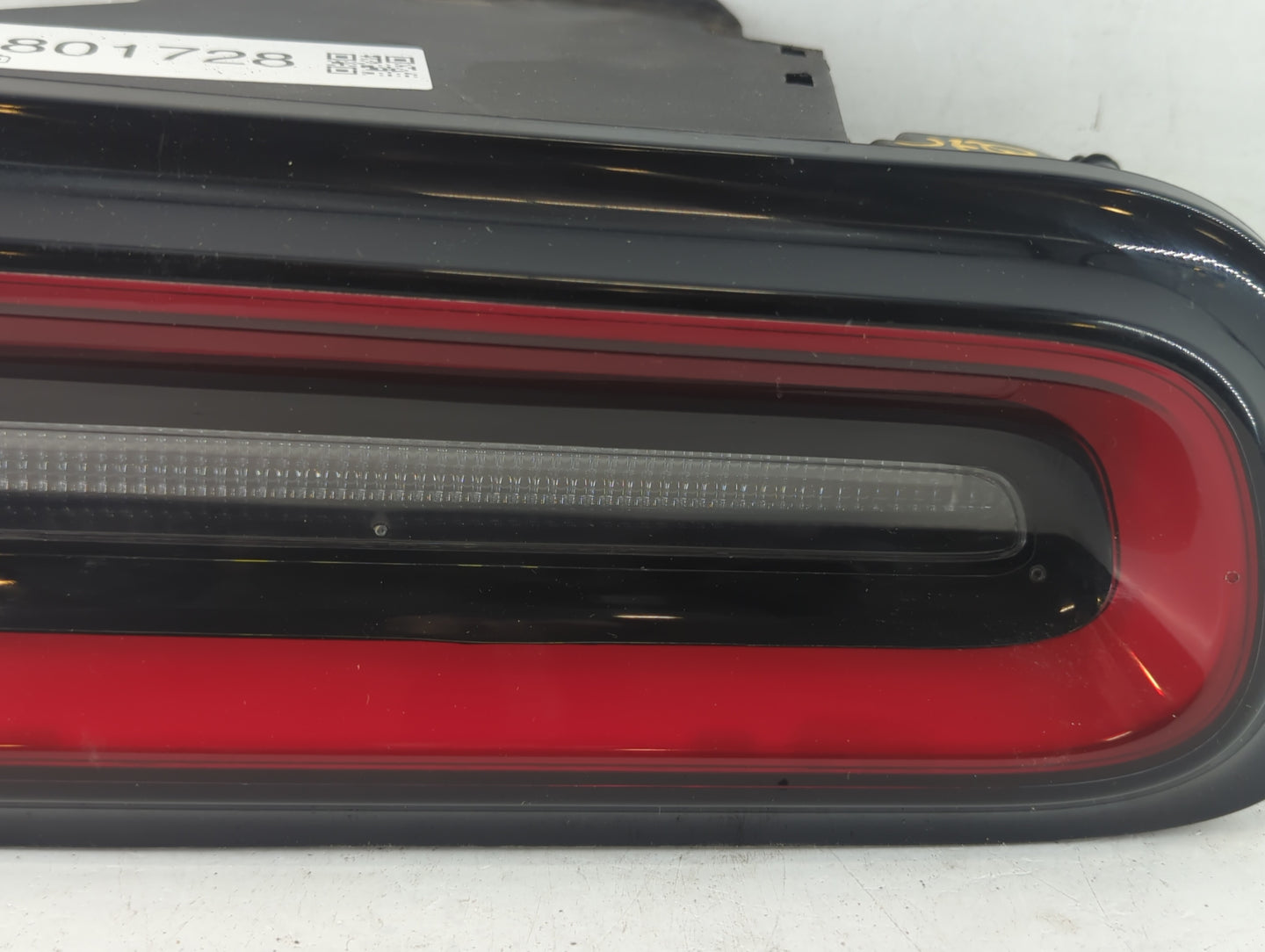 2015-2022 Dodge Challenger Tail Light Assembly Passenger Right OEM P/N:68403954AB 68174068AF Fits OEM Used Auto Parts - Oemusedautoparts1.com