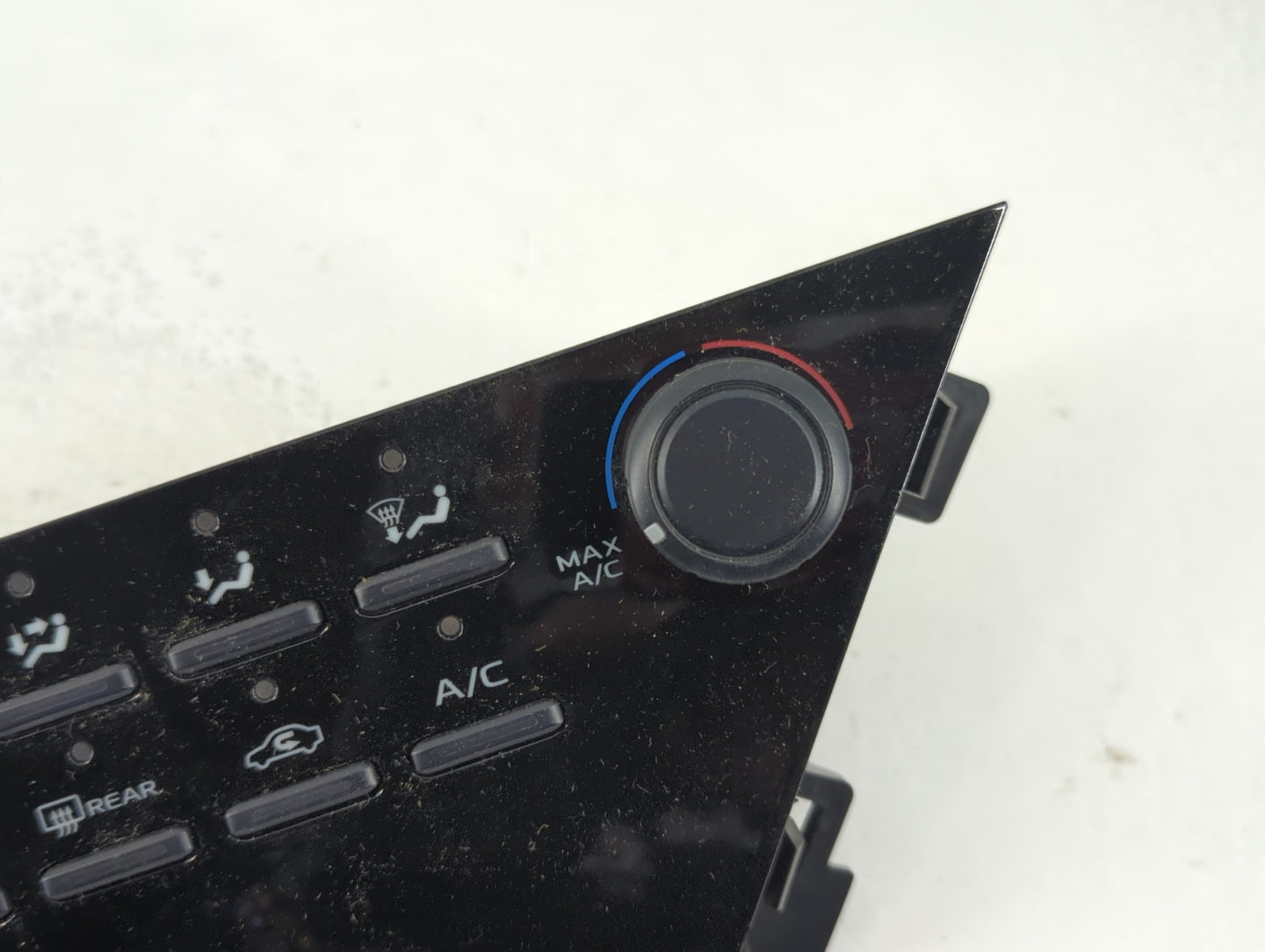 2018-2022 Toyota Camry Climate Control Module Temperature AC/Heater Replacement P/N:56900-06470 Fits Fits 2018 2019 2020 2021 2022 OEM Used Auto Parts - Oemusedautoparts1.com