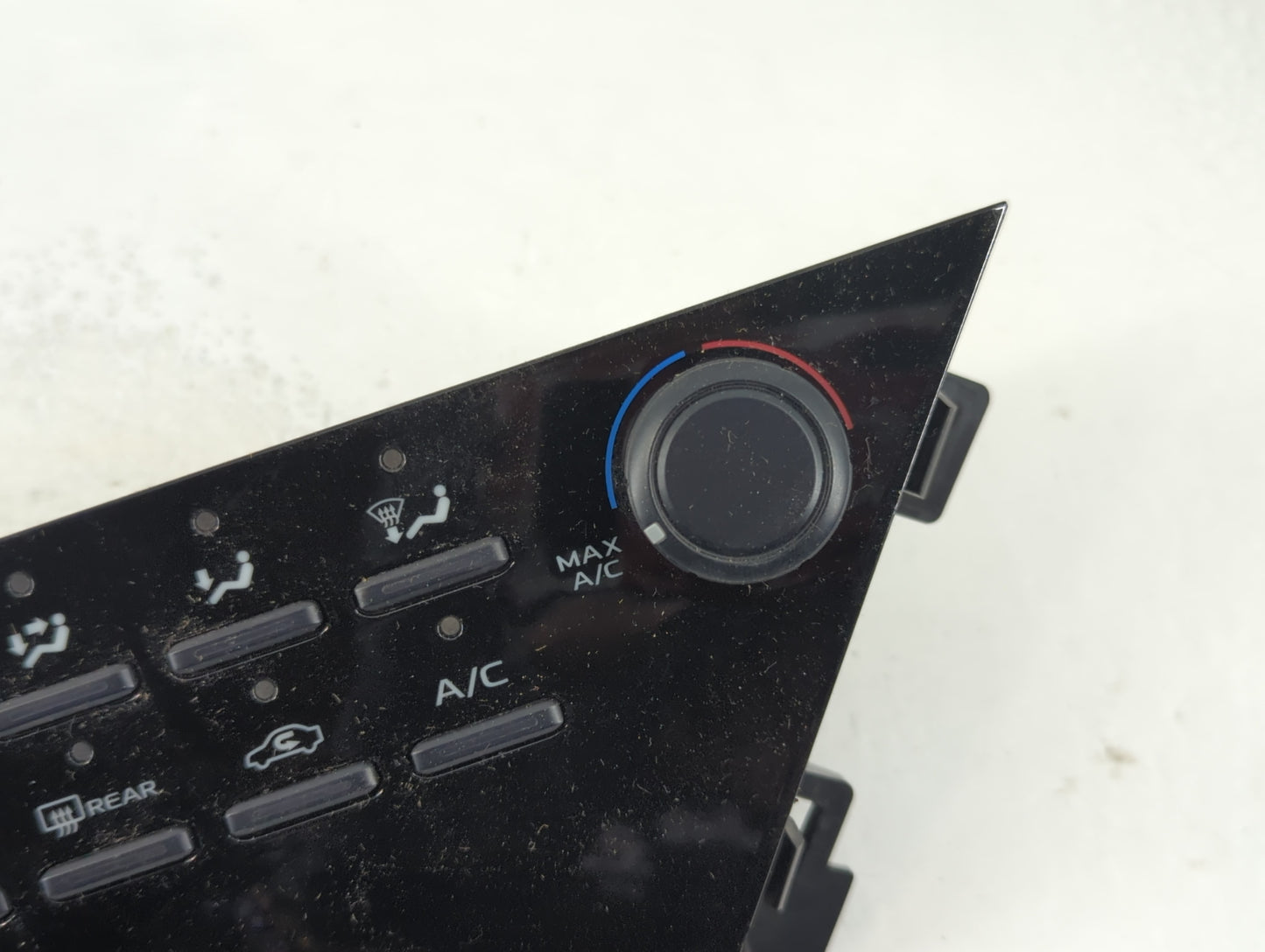 2018-2022 Toyota Camry Climate Control Module Temperature AC/Heater Replacement P/N:56900-06470 Fits Fits 2018 2019 2020 2021 2022 OEM Used Auto Parts - Oemusedautoparts1.com