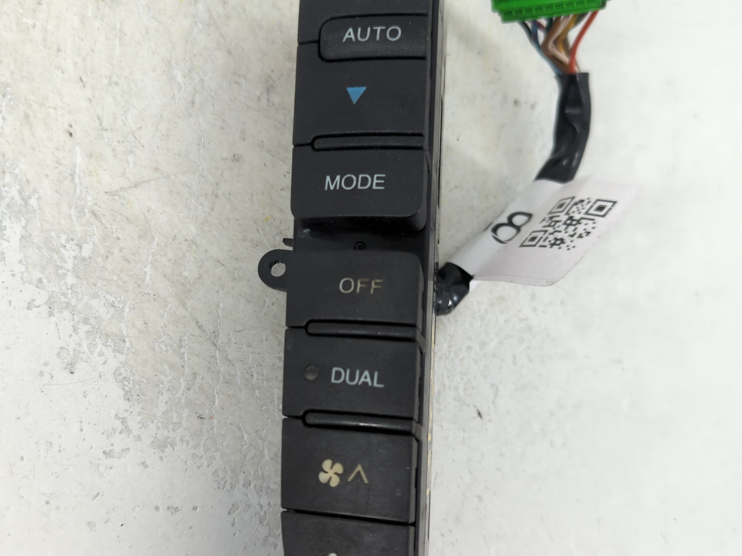 2004-2008 Acura Tl Climate Control Module Temperature AC/Heater Replacement P/N:M24722 Fits Fits 2004 2005 2006 2007 2008 OEM Used Auto Parts - Oemusedautoparts1.com