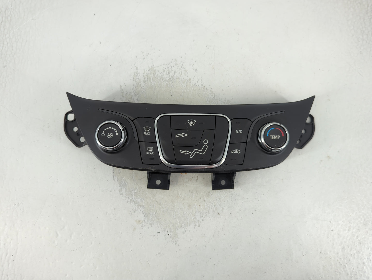 2019-2021 Chevrolet Equinox Climate Control Module Temperature AC/Heater Replacement P/N:84422503 Fits Fits 2019 2020 2021 OEM Used Auto Parts - Oemusedautoparts1.com