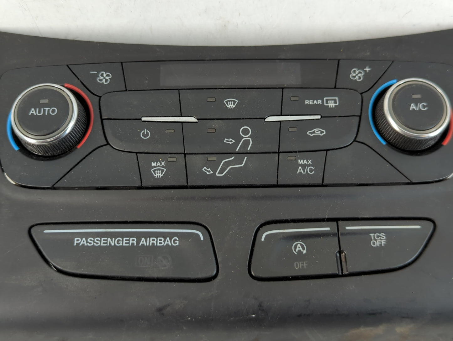 2017 Ford Escape Climate Control Module Temperature AC/Heater Replacement P/N:GJ5T-18C612-EA Fits OEM Used Auto Parts - Oemusedautoparts1.com