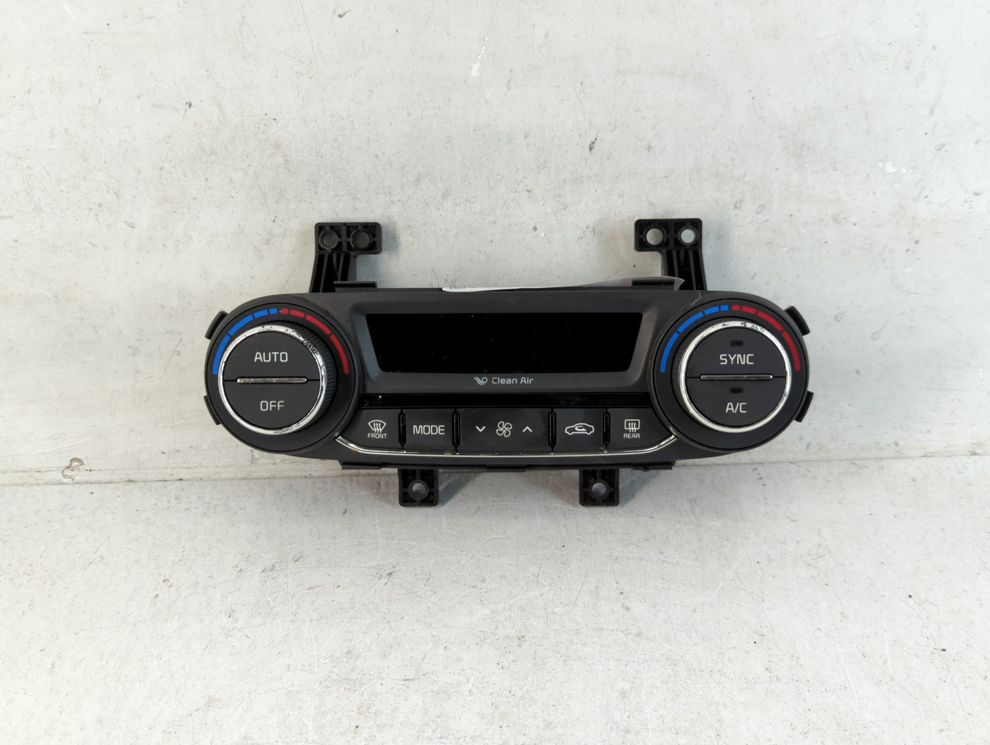 2017-2018 Kia Forte Climate Control Module Temperature AC/Heater Replacement P/N:97250B0DA0 Fits Fits 2017 2018 OEM Used Auto Parts - Oemusedautoparts1.com