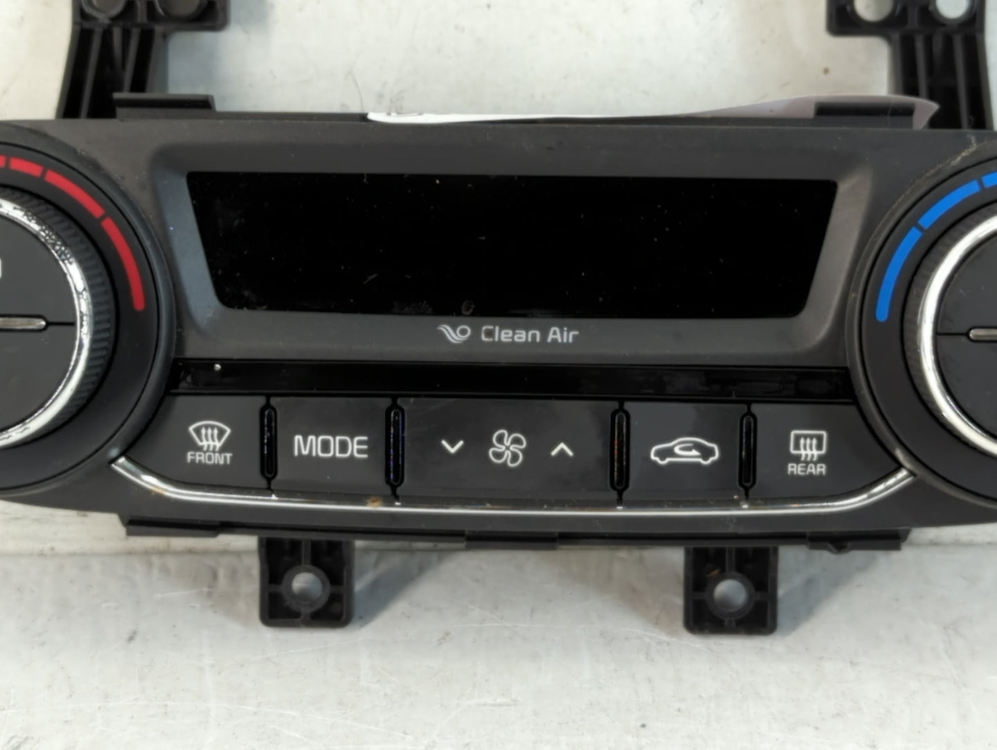 2017-2018 Kia Forte Climate Control Module Temperature AC/Heater Replacement P/N:97250B0DA0 Fits Fits 2017 2018 OEM Used Auto Parts - Oemusedautoparts1.com