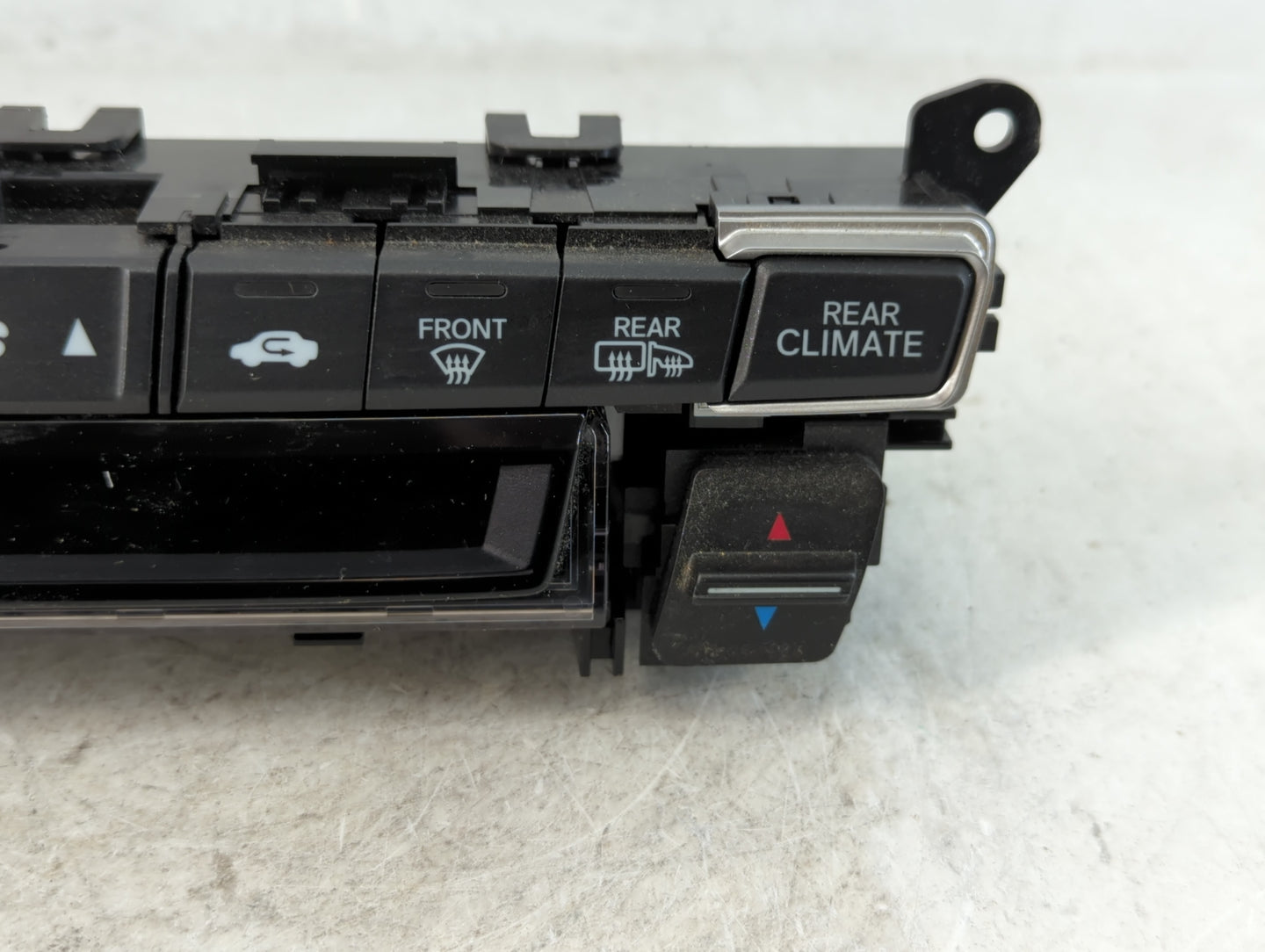 2018 Honda Odyssey Climate Control Module Temperature AC/Heater Replacement P/N:79600THRA520M1 Fits OEM Used Auto Parts - Oemusedautoparts1.com