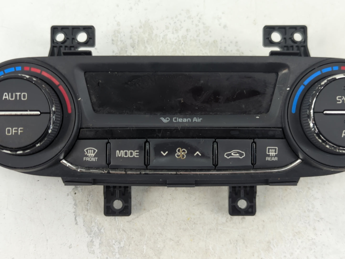 2017-2018 Kia Forte Climate Control Module Temperature AC/Heater Replacement P/N:97250B0DA0 Fits Fits 2017 2018 OEM Used Auto Parts - Oemusedautoparts1.com
