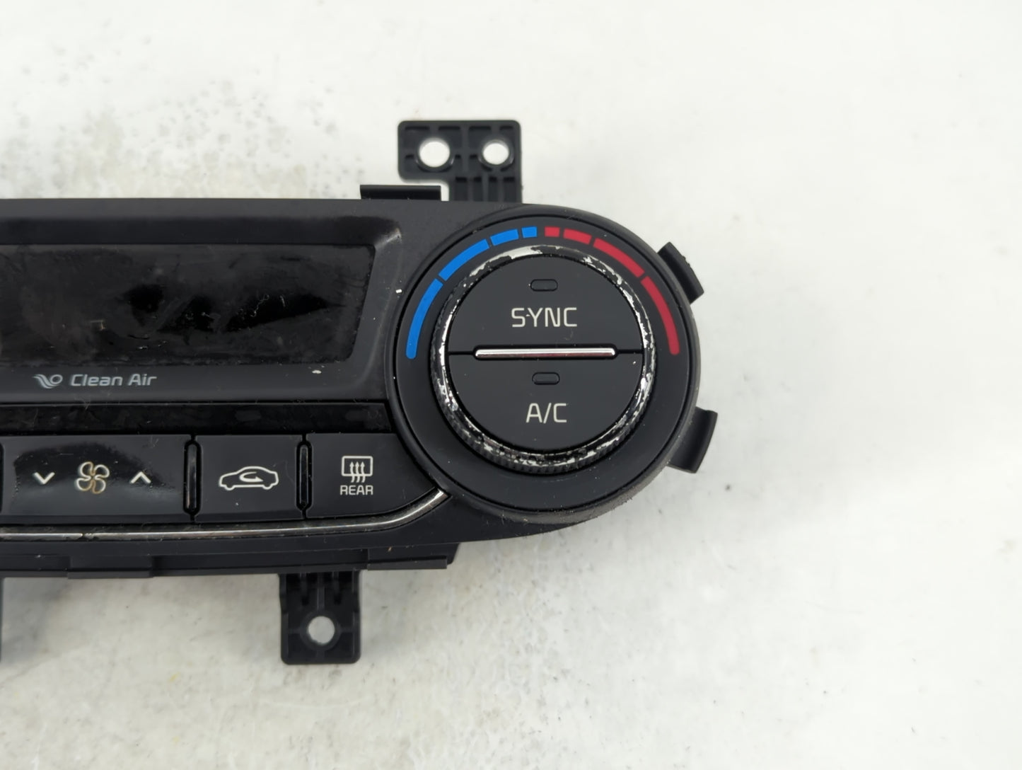 2017-2018 Kia Forte Climate Control Module Temperature AC/Heater Replacement P/N:97250B0DA0 Fits Fits 2017 2018 OEM Used Auto Parts - Oemusedautoparts1.com