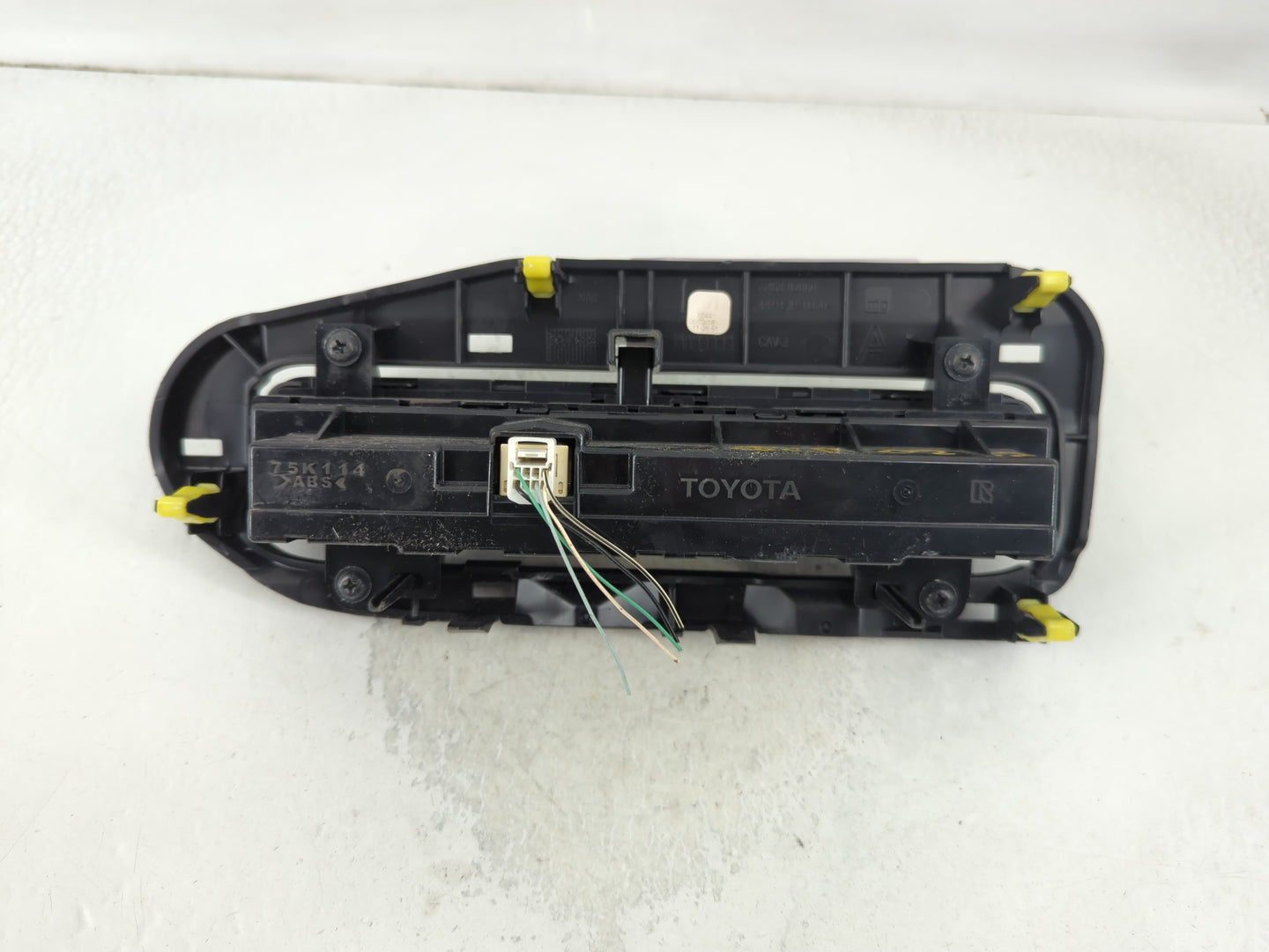 2017-2019 Toyota Corolla Climate Control Module Temperature AC/Heater Replacement P/N:55468-02060 Fits Fits 2017 2018 2019 OEM Used Auto Parts - Oemusedautoparts1.com