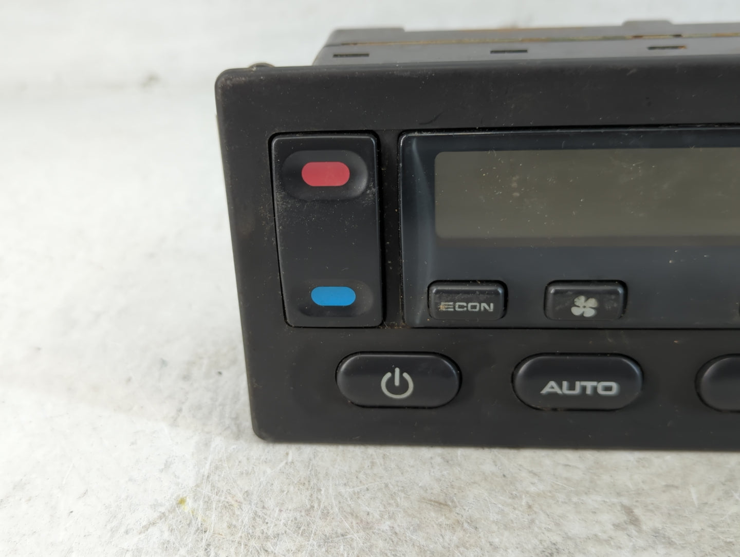 2002 Land Rover Discovery Climate Control Module Temperature AC/Heater Replacement P/N:MF146570-0260 Fits OEM Used Auto Parts - Oemusedautoparts1.com