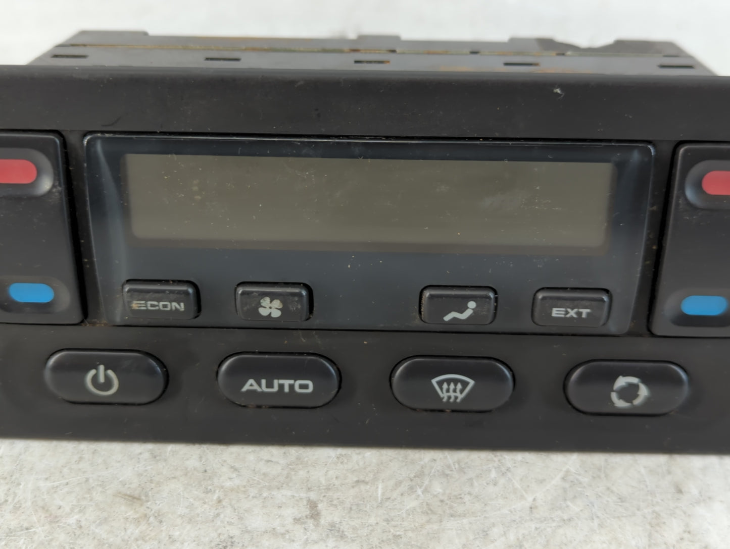 2002 Land Rover Discovery Climate Control Module Temperature AC/Heater Replacement P/N:MF146570-0260 Fits OEM Used Auto Parts - Oemusedautoparts1.com