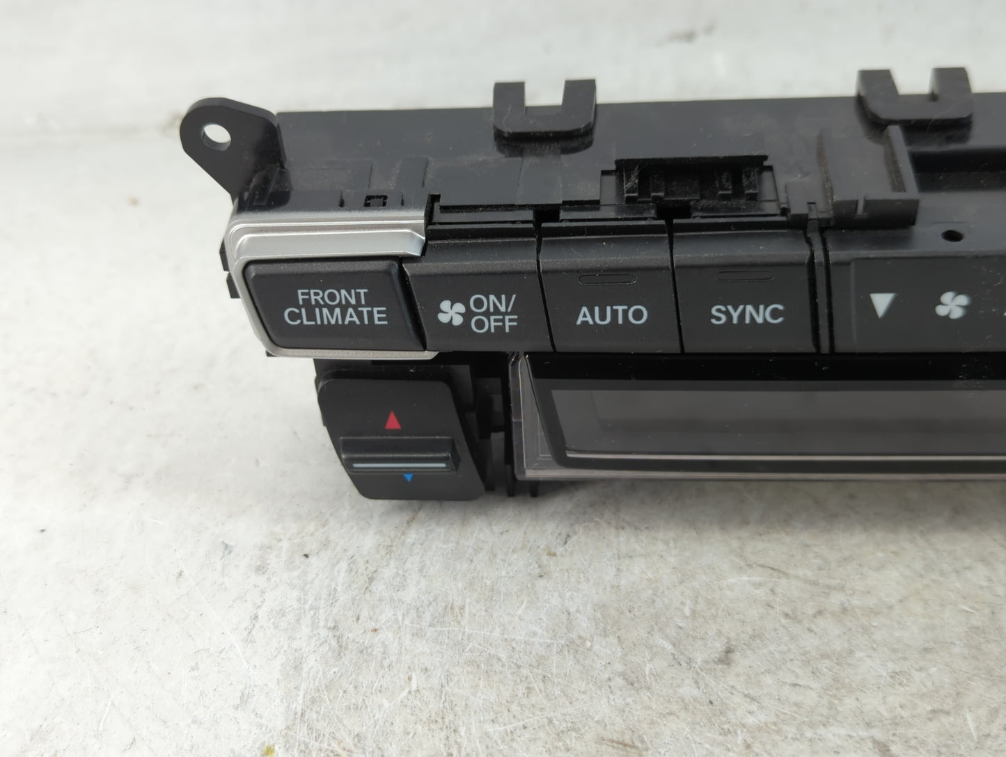 2018 Honda Odyssey Climate Control Module Temperature AC/Heater Replacement P/N:79600THRA520M1 Fits OEM Used Auto Parts - Oemusedautoparts1.com