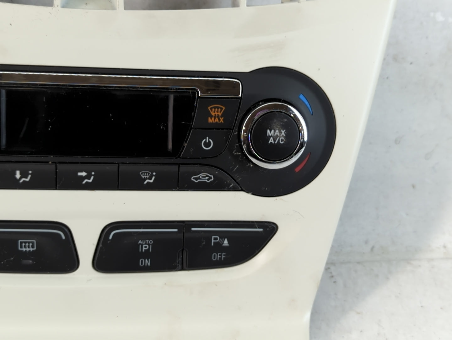2014 Ford Focus Climate Control Module Temperature AC/Heater Replacement P/N:BM5T-18C612-AN Fits OEM Used Auto Parts - Oemusedautoparts1.com
