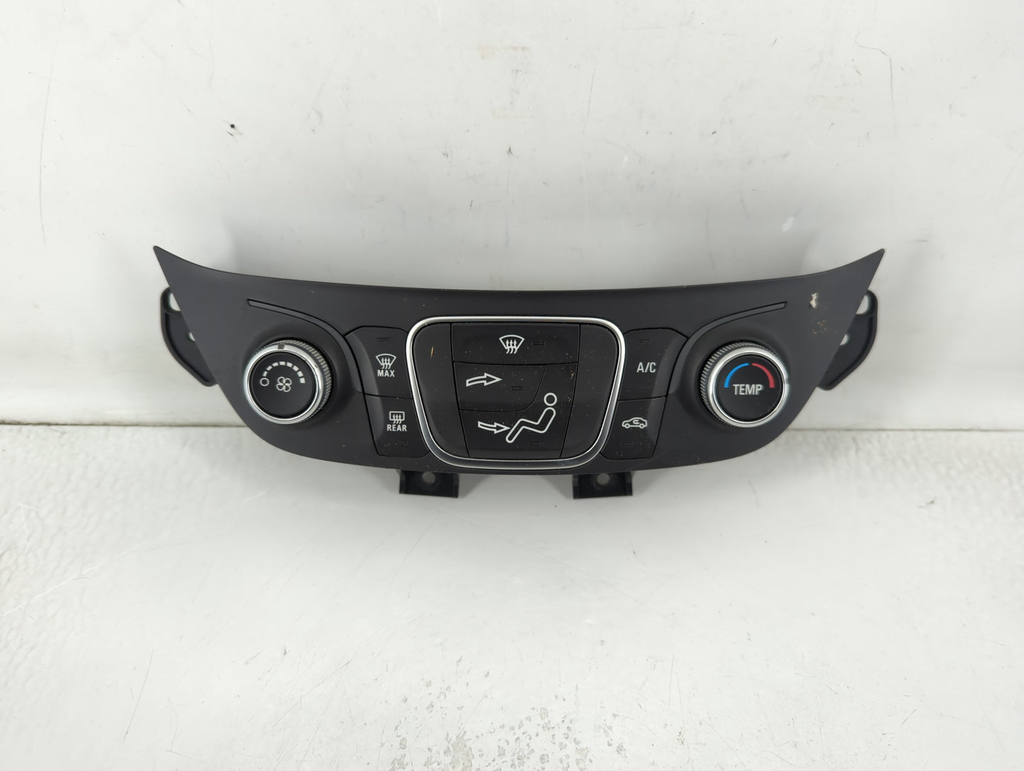 2019-2021 Chevrolet Equinox Climate Control Module Temperature AC/Heater Replacement P/N:84422503 Fits Fits 2019 2020 2021 OEM Used Auto Parts - Oemusedautoparts1.com