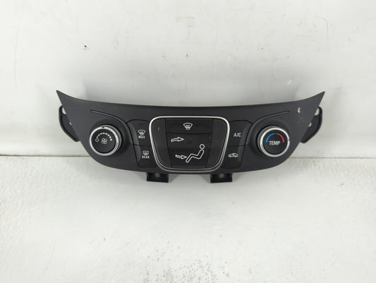 2019-2021 Chevrolet Equinox Climate Control Module Temperature AC/Heater Replacement P/N:84422503 Fits Fits 2019 2020 2021 OEM Used Auto Parts - Oemusedautoparts1.com
