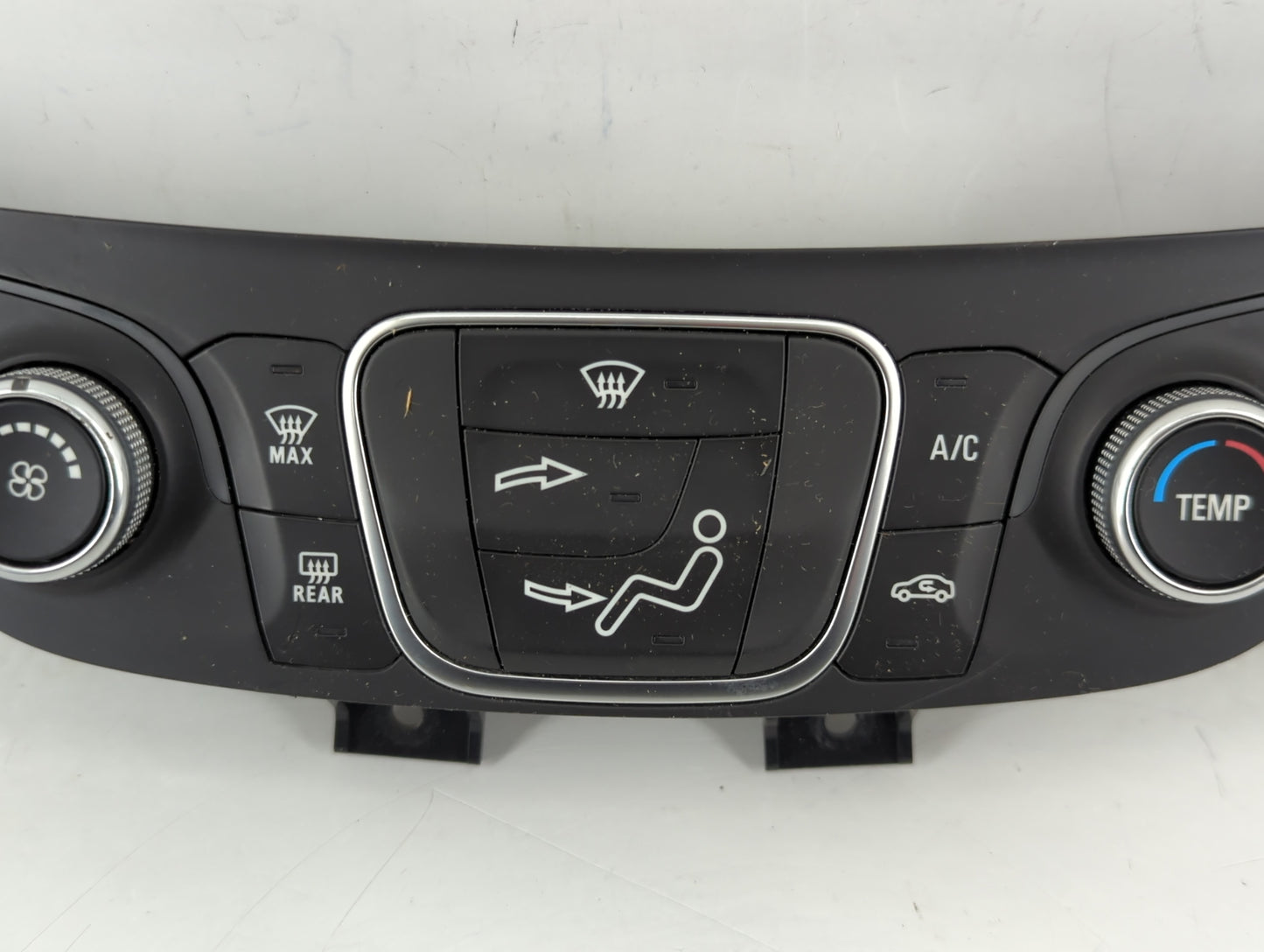 2019-2021 Chevrolet Equinox Climate Control Module Temperature AC/Heater Replacement P/N:84422503 Fits Fits 2019 2020 2021 OEM Used Auto Parts - Oemusedautoparts1.com