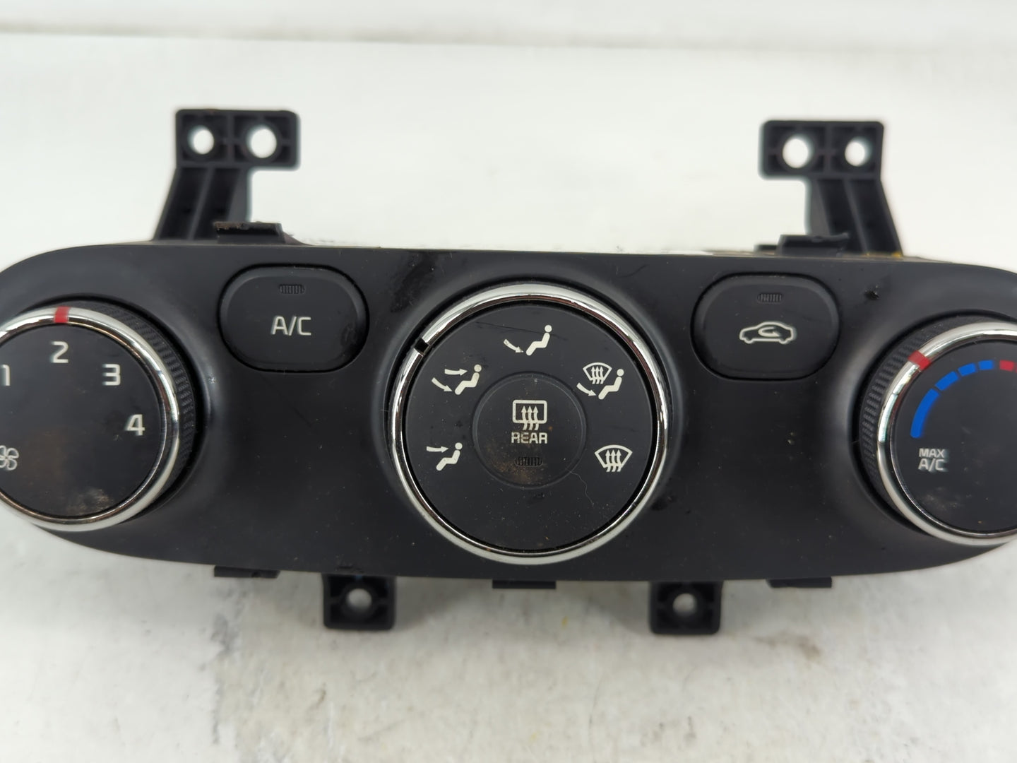 2014-2016 Kia Forte Climate Control Module Temperature AC/Heater Replacement P/N:97250-A7250 Fits Fits 2014 2015 2016 OEM Used Auto Parts - Oemusedautoparts1.com
