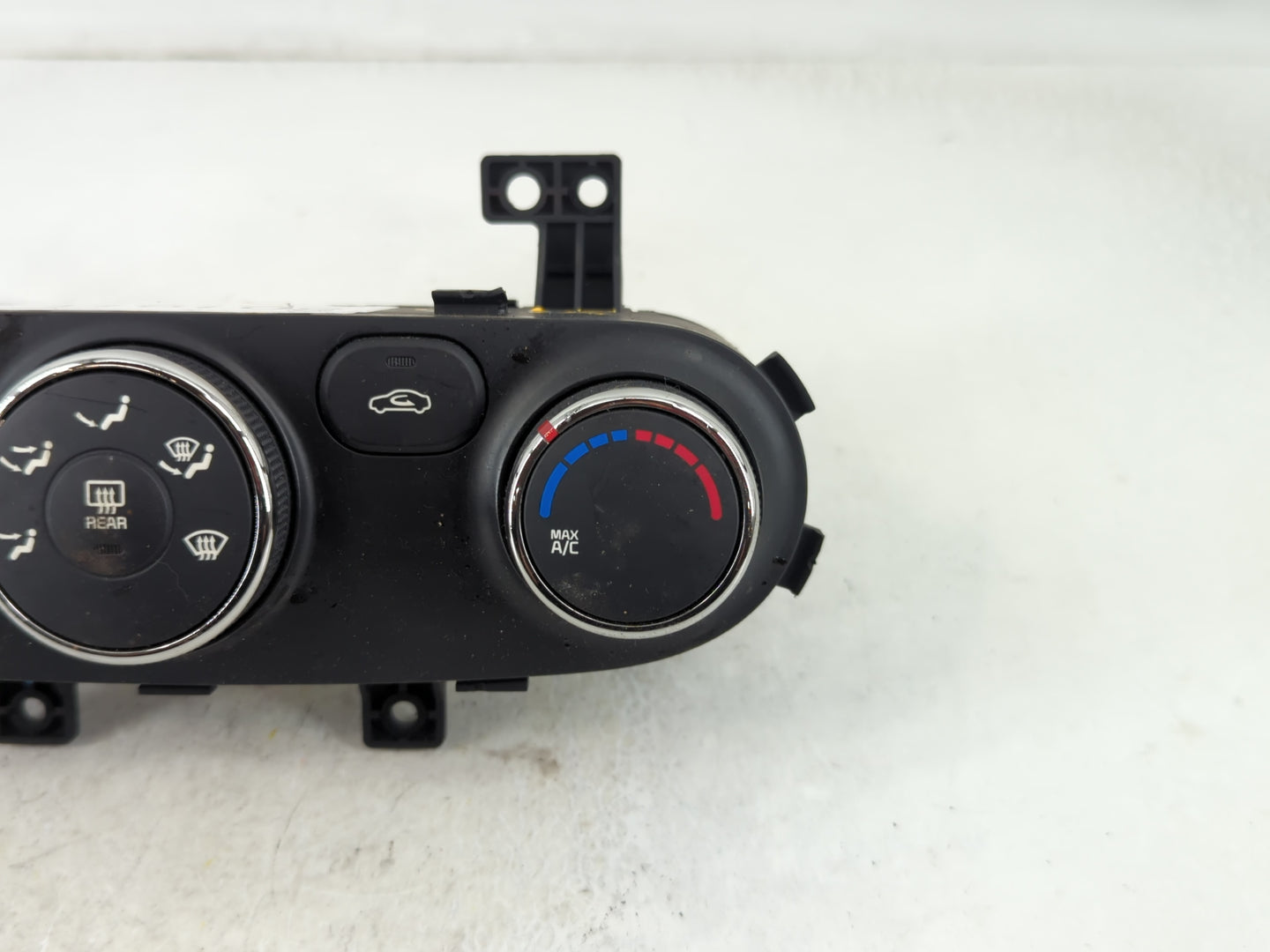 2014-2016 Kia Forte Climate Control Module Temperature AC/Heater Replacement P/N:97250-A7250 Fits Fits 2014 2015 2016 OEM Used Auto Parts - Oemusedautoparts1.com