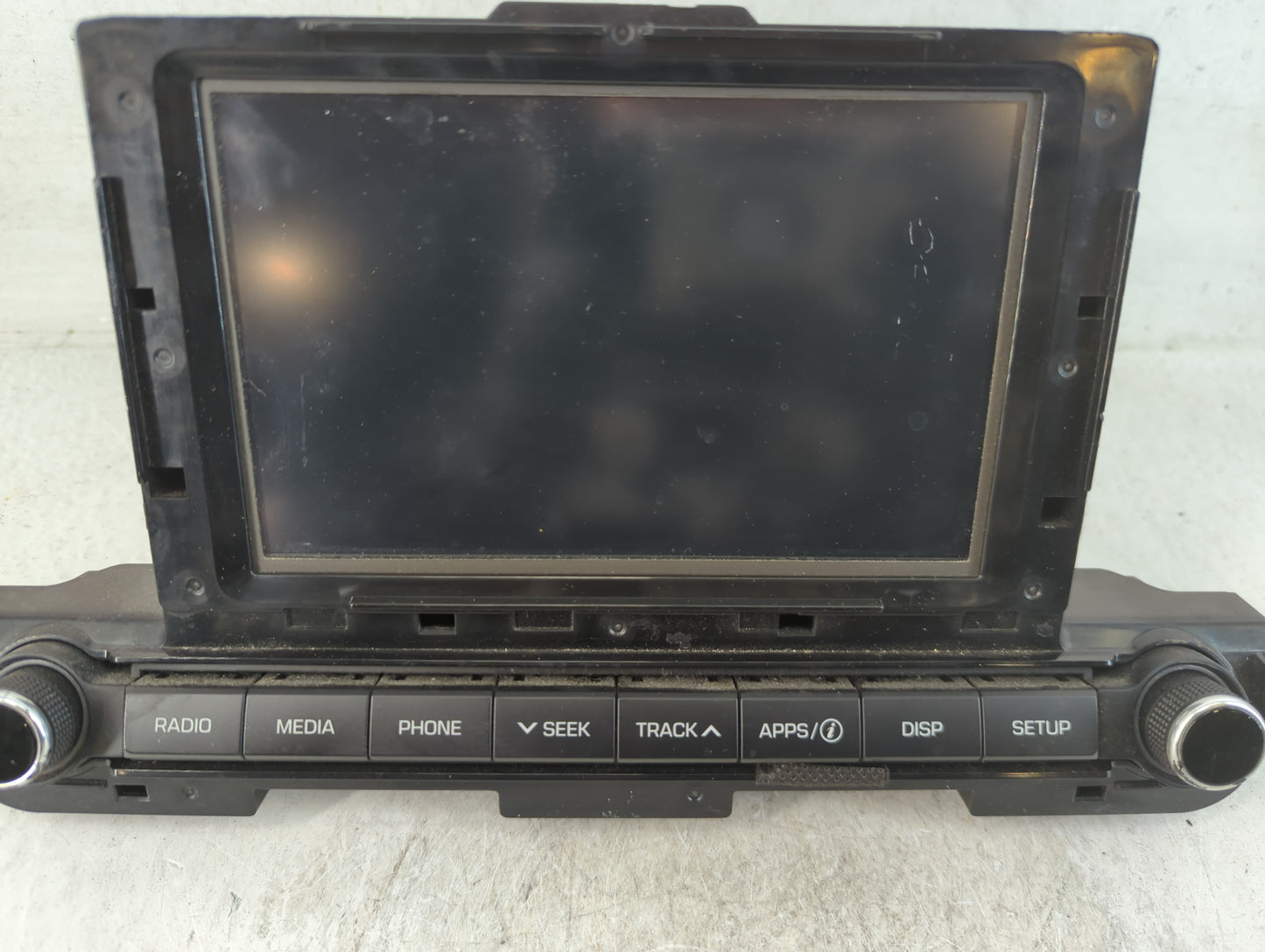 2017-2018 Hyundai Elantra Radio AM FM Cd Player Receiver Replacement P/N:96160-F2100UAT Fits Fits 2017 2018 OEM Used Auto Parts - Oemusedautoparts1.com