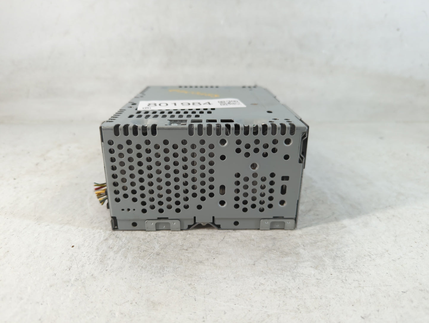 2016-2017 Ford Explorer Radio AM FM Cd Player Receiver Replacement P/N:GB5T-19C107-BG Fits Fits 2016 2017 OEM Used Auto Parts - Oemusedautoparts1.com