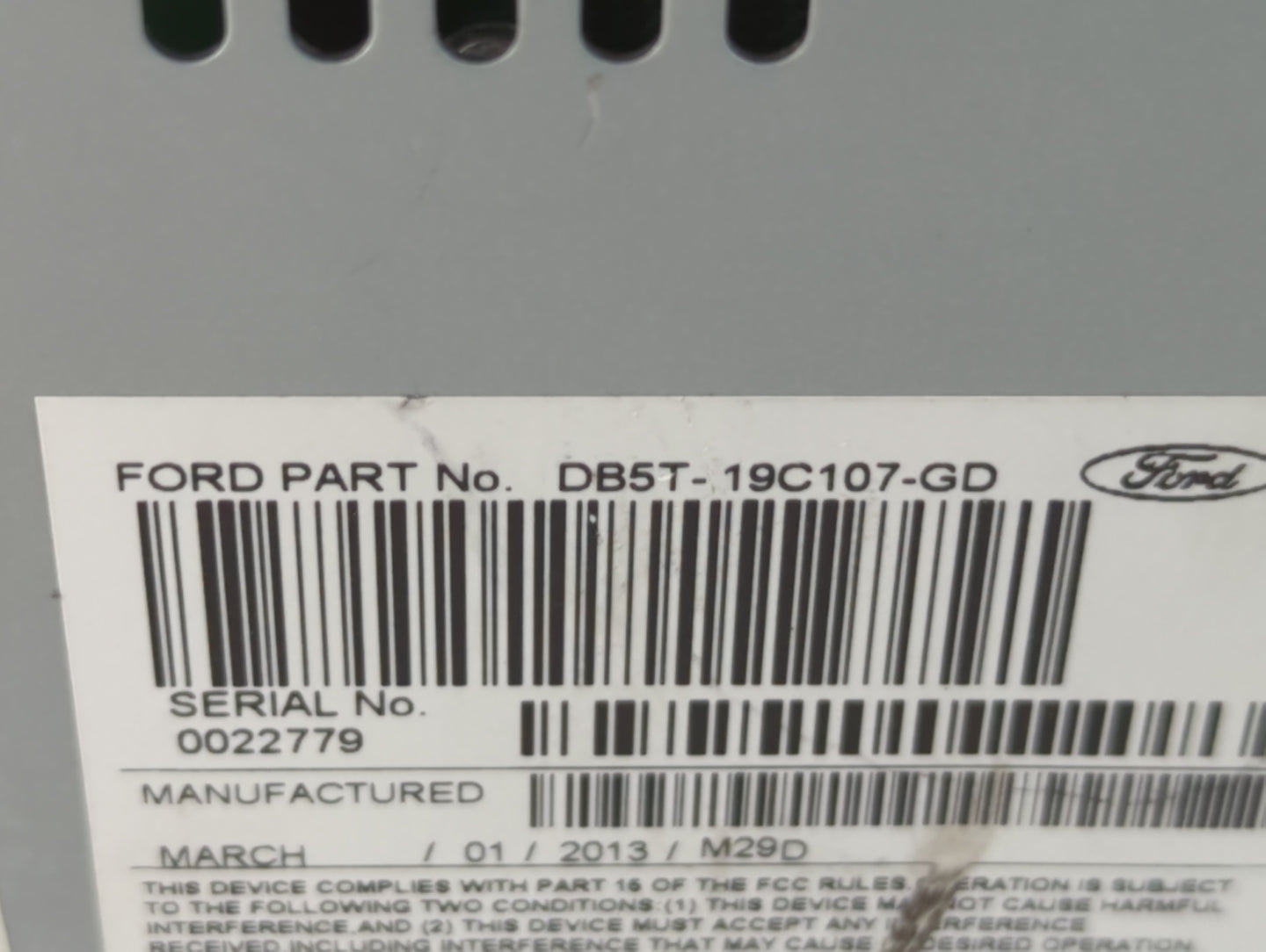 2013 Ford Explorer Radio AM FM Cd Player Receiver Replacement P/N:DB5T-19C107-GD Fits OEM Used Auto Parts - Oemusedautoparts1.com