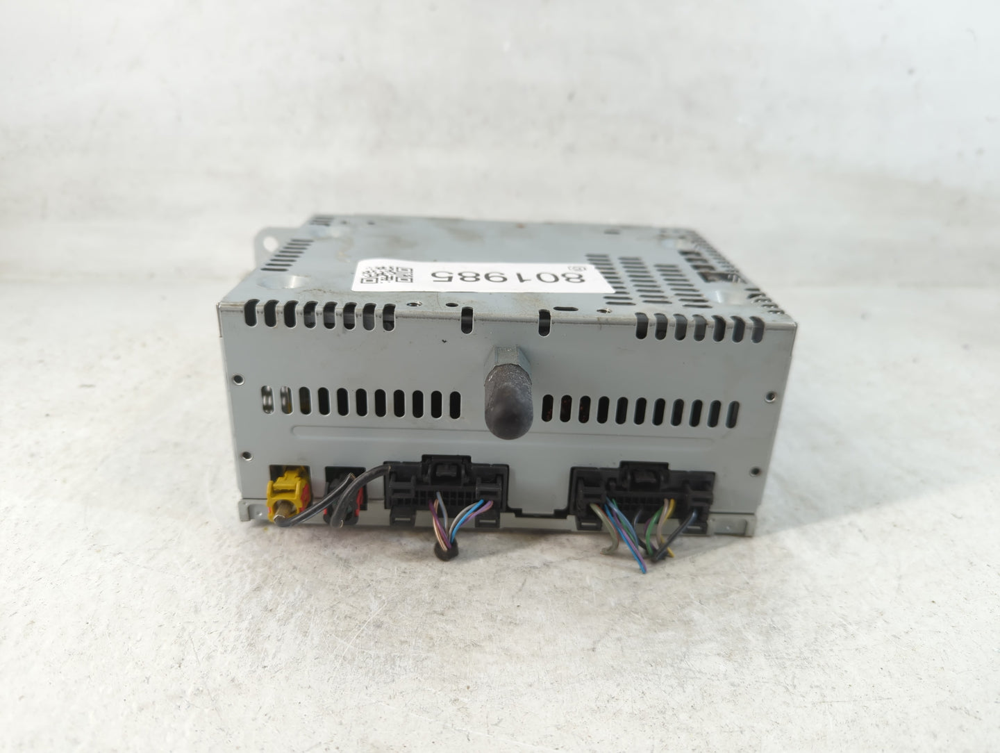 2013 Ford Explorer Radio AM FM Cd Player Receiver Replacement P/N:DB5T-19C107-GD Fits OEM Used Auto Parts - Oemusedautoparts1.com
