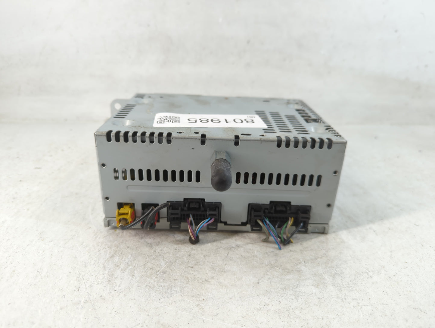 2013 Ford Explorer Radio AM FM Cd Player Receiver Replacement P/N:DB5T-19C107-GD Fits OEM Used Auto Parts - Oemusedautoparts1.com