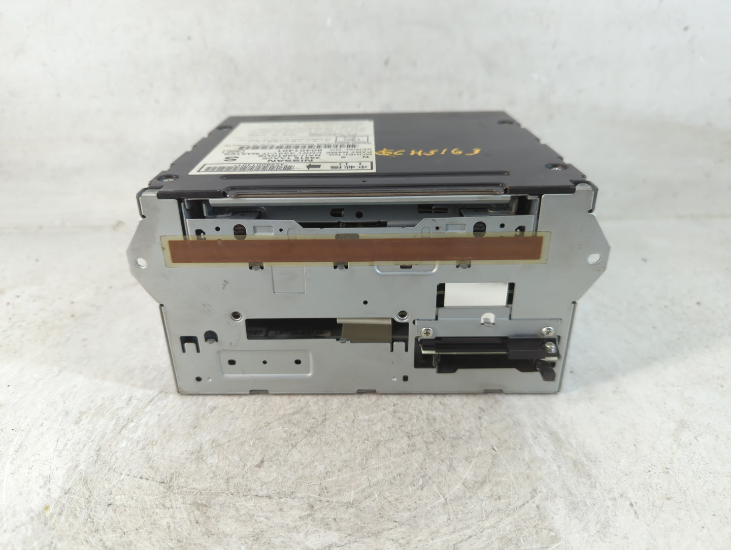 2009 Nissan Murano Radio AM FM Cd Player Receiver Replacement P/N:27760 1AA0E 457106, 8X03 457106, 89S01384 Fits OEM Used Auto Parts - Oemusedautoparts1.com
