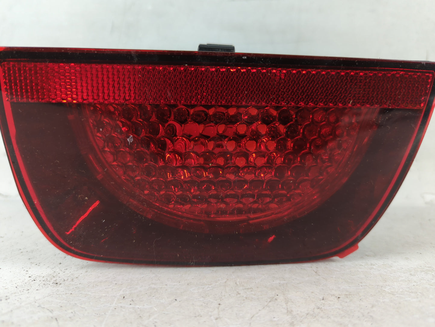 2010-2013 Chevrolet Camaro Tail Light Assembly Passenger Right OEM P/N:320 368 BL Fits Fits 2010 2011 2012 2013 OEM Used Auto Parts - Oemusedautoparts1.com