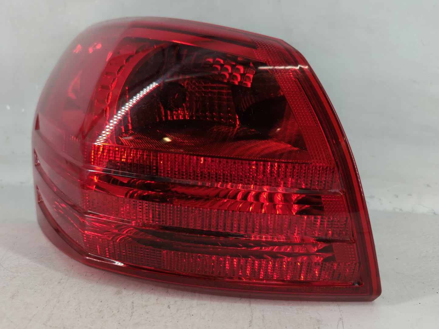 2008-2015 Nissan Rogue Tail Light Assembly Driver Left OEM Fits Fits 2008 2009 2010 2011 2012 2013 2014 2015 OEM Used Auto Parts - Oemusedautoparts1.com