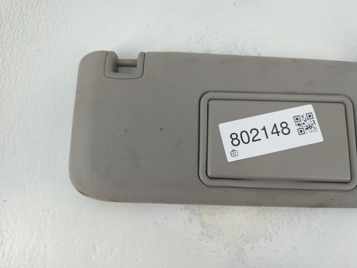 2010-2017 Chevrolet Equinox Sun Visor Shade Replacement Passenger Right Mirror Fits Fits 2010 2011 2012 2013 2014 2015 2016 2017 OEM Used Auto Parts - Oemusedautoparts1.com