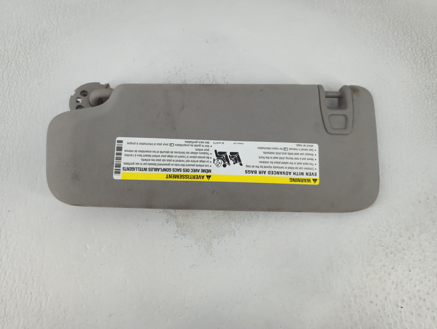 2010-2017 Chevrolet Equinox Sun Visor Shade Replacement Passenger Right Mirror Fits Fits 2010 2011 2012 2013 2014 2015 2016 2017 OEM Used Auto Parts - Oemusedautoparts1.com