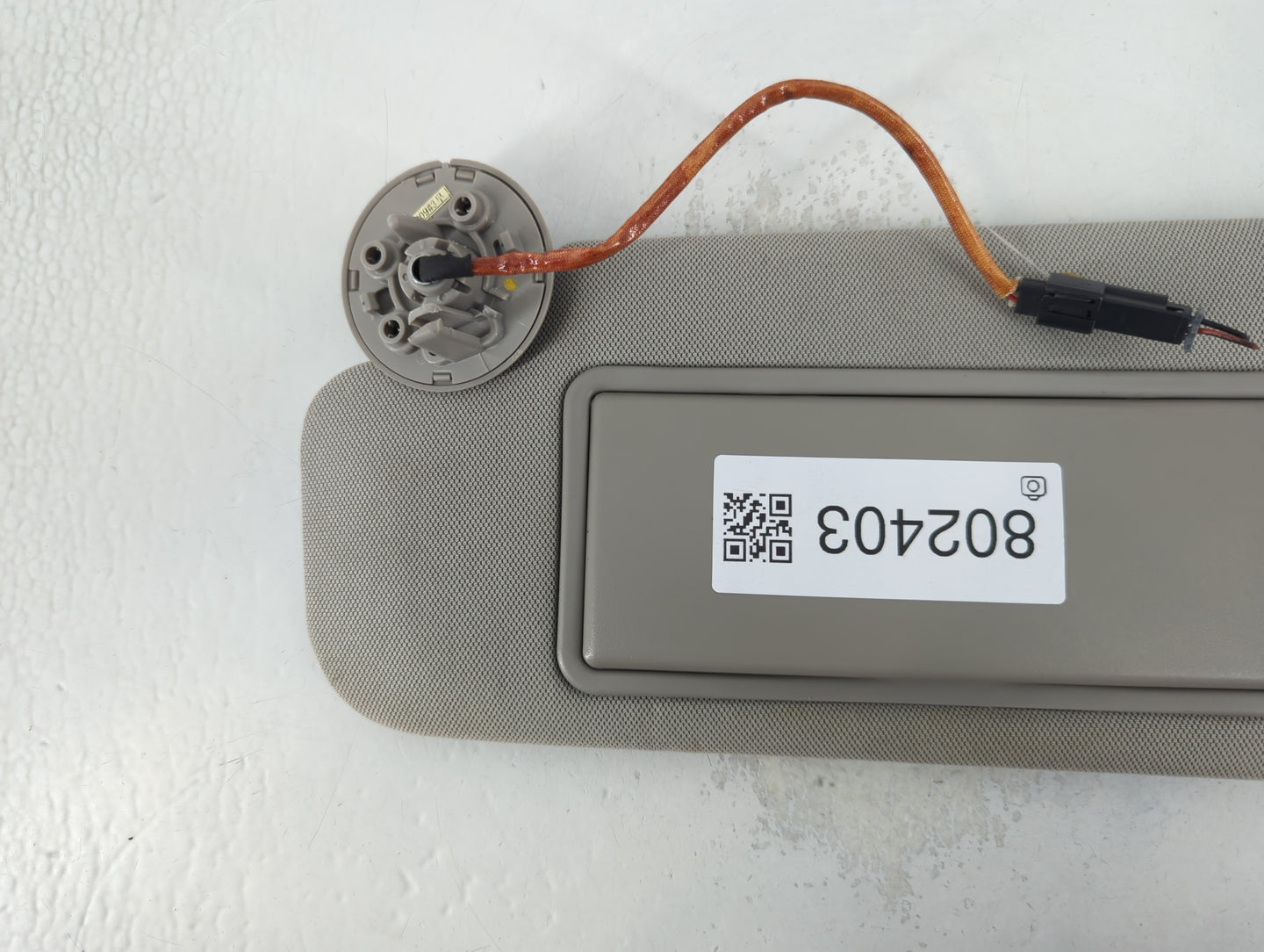 2010-2015 Buick Lacross Sun Visor Shade Replacement Driver Left Mirror Fits Fits 2010 2011 2012 2013 2014 2015 OEM Used Auto Parts - Oemusedautoparts1.com