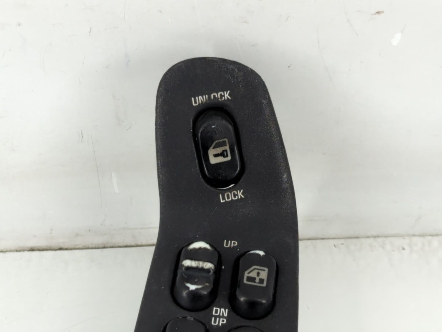 1997 Oldsmobile Achieva Master Power Window Switch Replacement Driver Side Left Fits OEM Used Auto Parts - Oemusedautoparts1.com