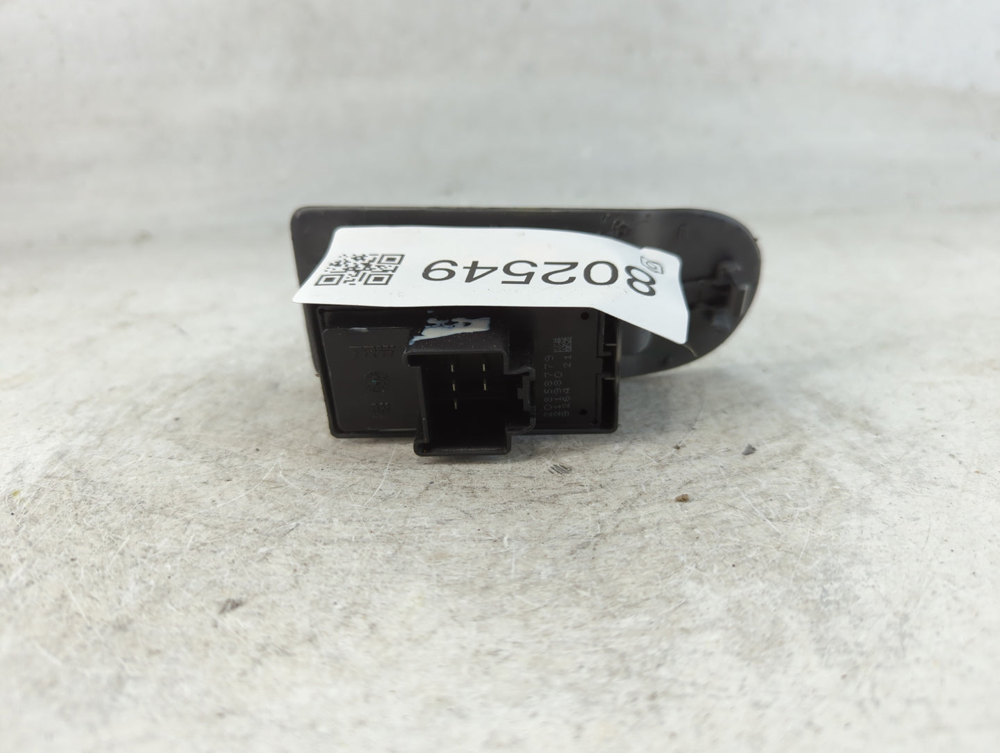 2010-2013 Buick Lacrosse Master Power Window Switch Replacement Driver Side Left P/N:211980 20858779 Fits OEM Used Auto Parts - Oemusedautoparts1.com
