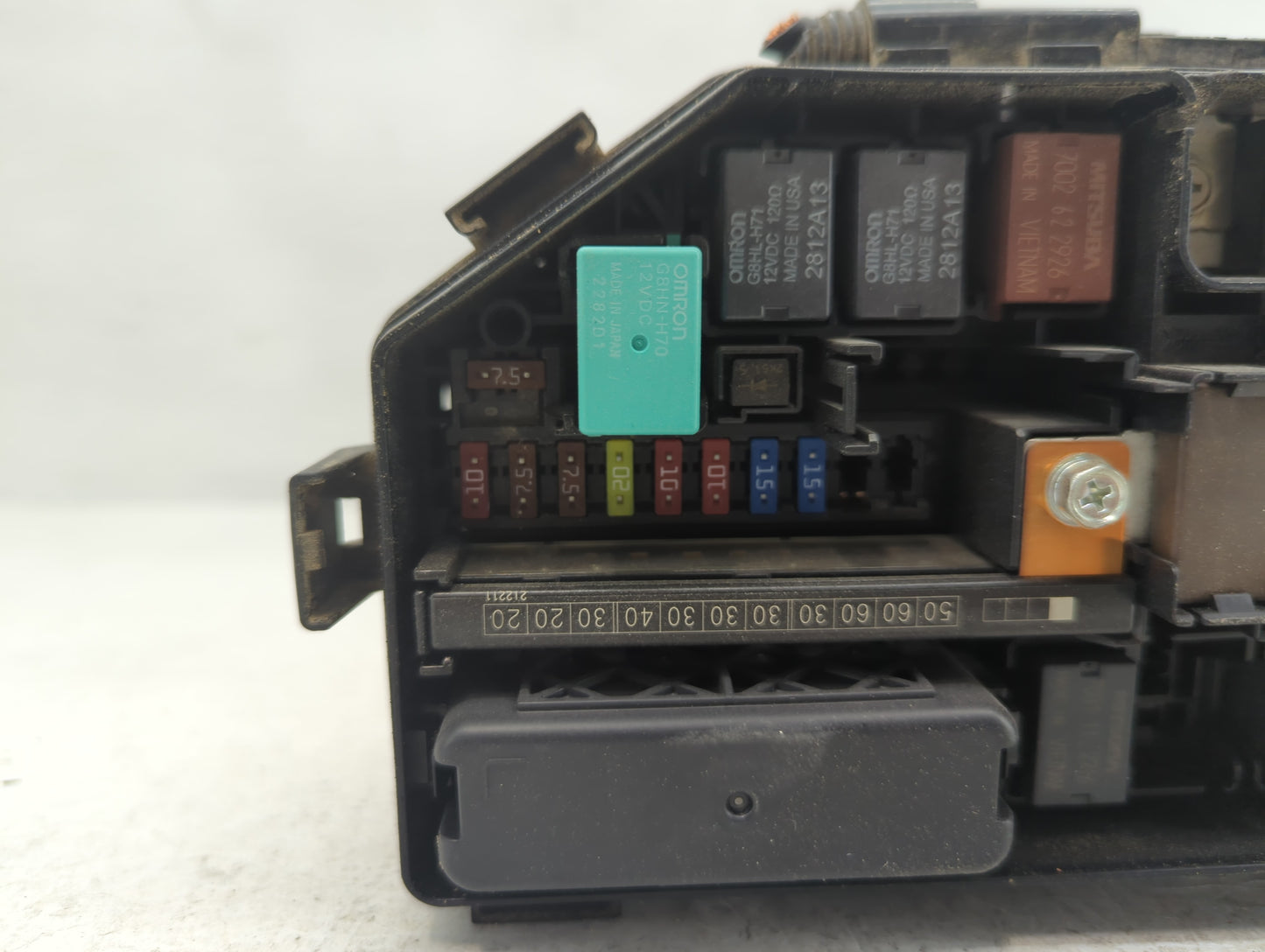 2012-2014 Honda Cr-V Fusebox Fuse Box Panel Relay Module P/N:TOA A011 AO Fits Fits 2012 2013 2014 OEM Used Auto Parts - Oemusedautoparts1.com