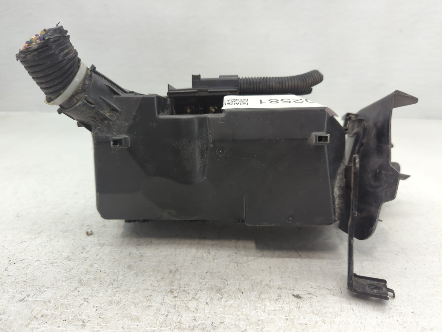 2012-2015 Honda Civic Fusebox Fuse Box Panel Relay Module P/N:TRO A012 AO Fits Fits 2012 2013 2014 2015 OEM Used Auto Parts - Oemusedautoparts1.com