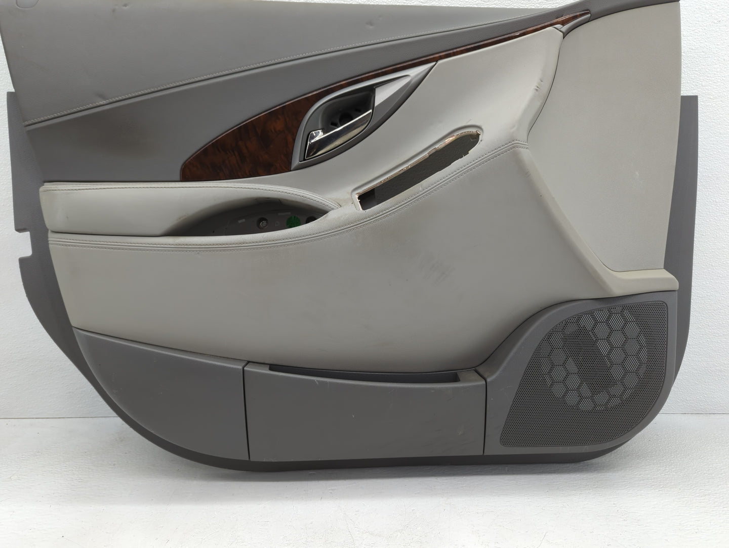 2010 Buick Lacross Front Left Driver Interior Door Panel Trim Grey - Oemusedautoparts1.com