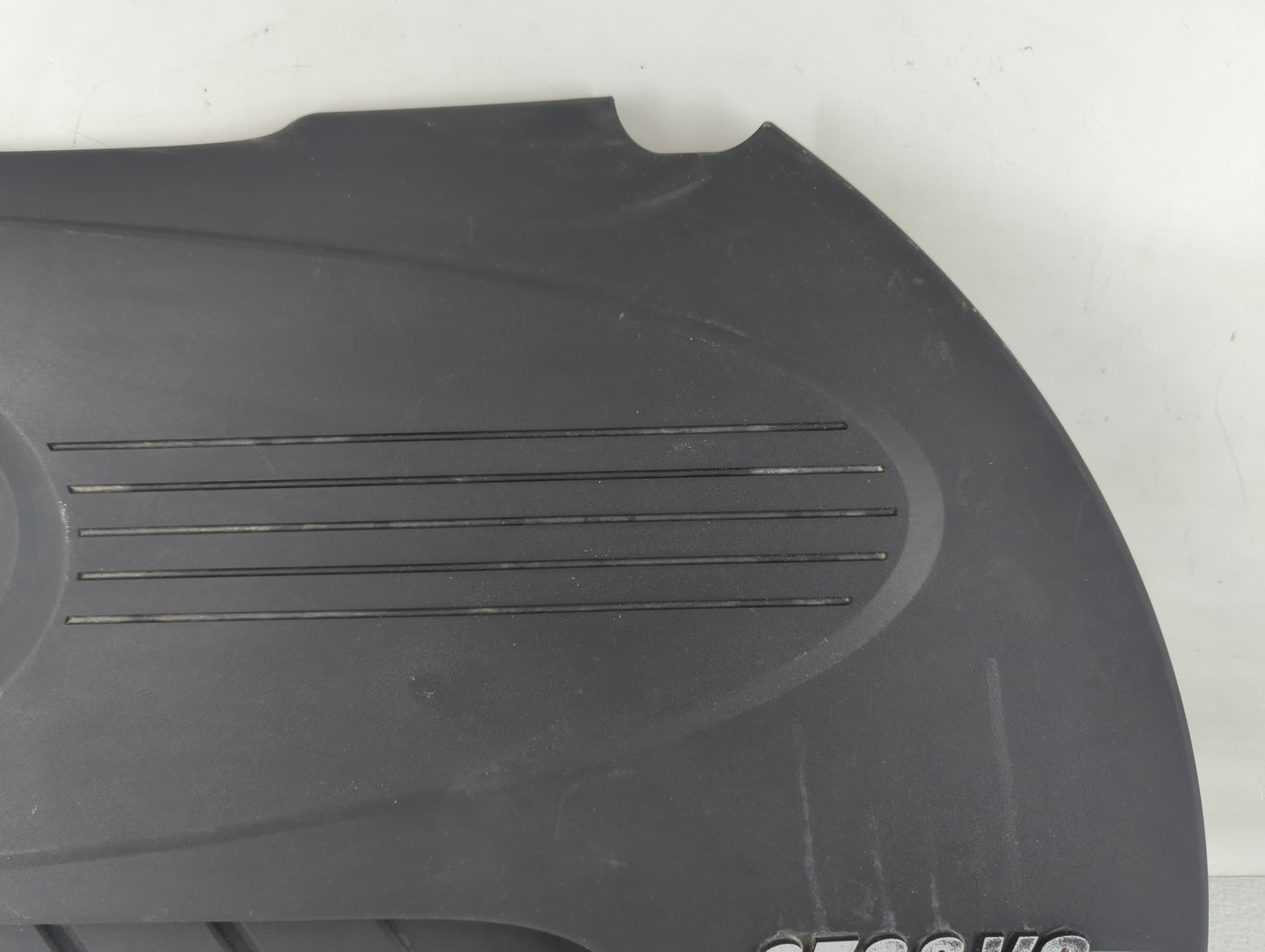 2011 Chevrolet Impala Engine Cover - Oemusedautoparts1.com