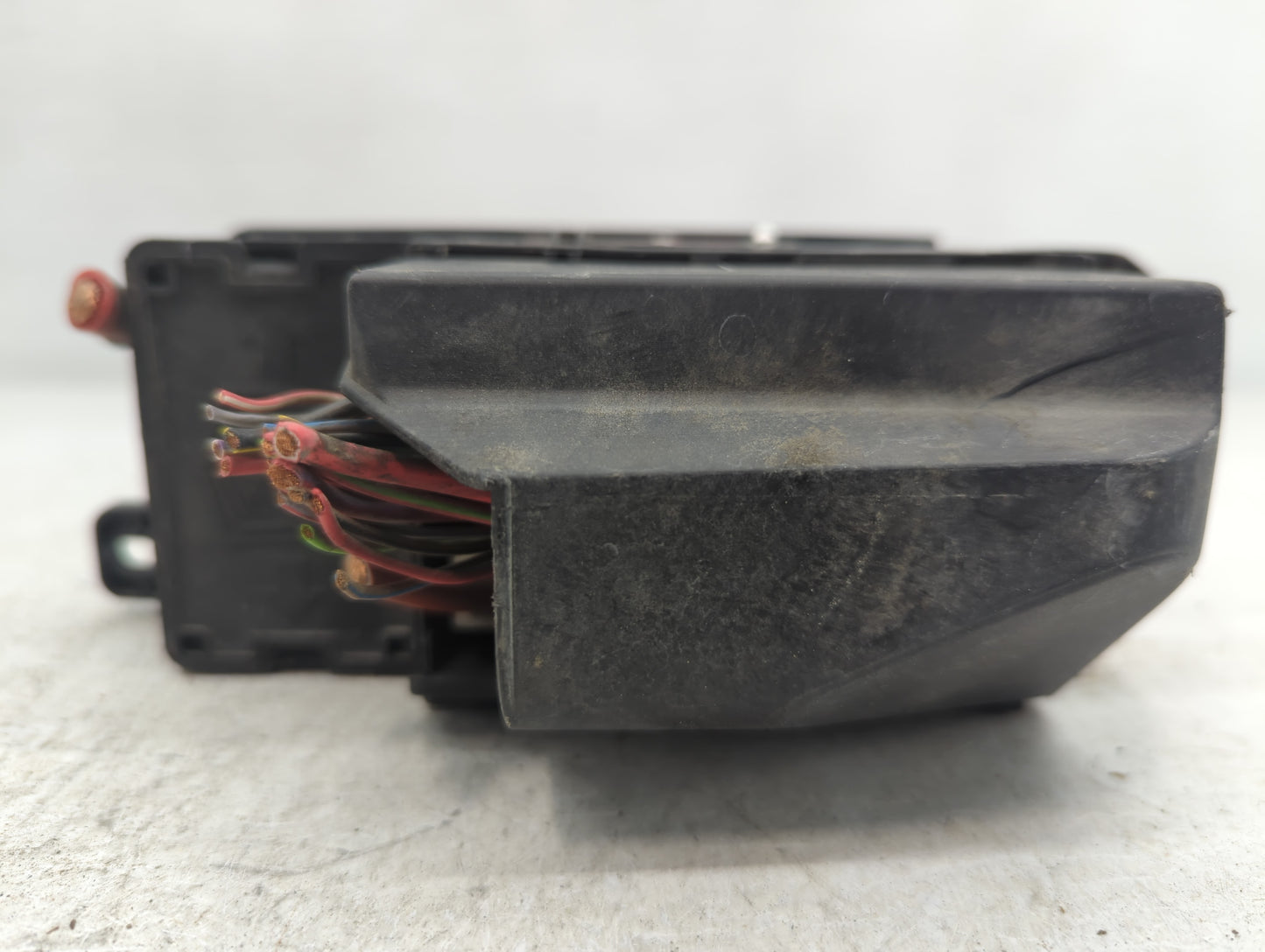2010-2011 Mini Cooper Fusebox Fuse Box Panel Relay Module P/N:9213372-01 Fits Fits 2010 2011 OEM Used Auto Parts - Oemusedautoparts1.com