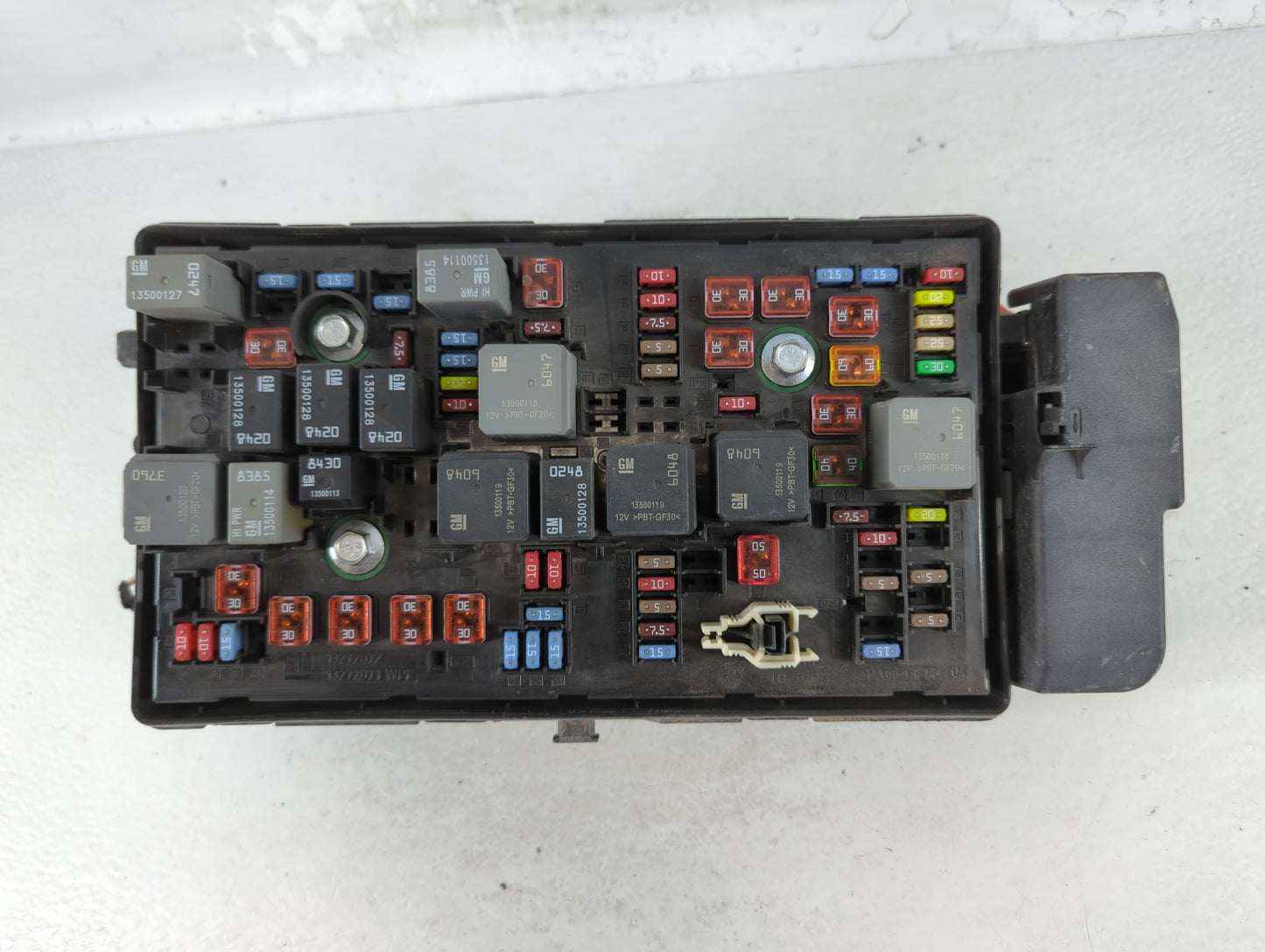 2013 Buick Regal Fusebox Fuse Box Panel Relay Module P/N:22928790-02 Fits OEM Used Auto Parts - Oemusedautoparts1.com