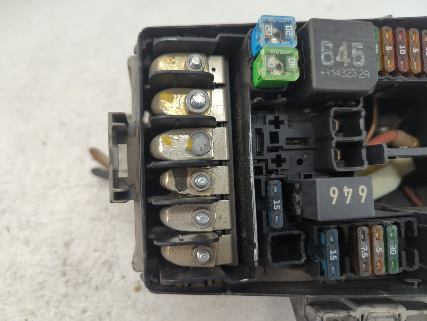 2015-2019 Volkswagen Golf Fusebox Fuse Box Panel Relay Module P/N:5Q0 937 132 A Fits Fits 2015 2016 2017 2018 2019 2020 2021 2022 OEM Used Auto Parts - Oemusedautoparts1.com
