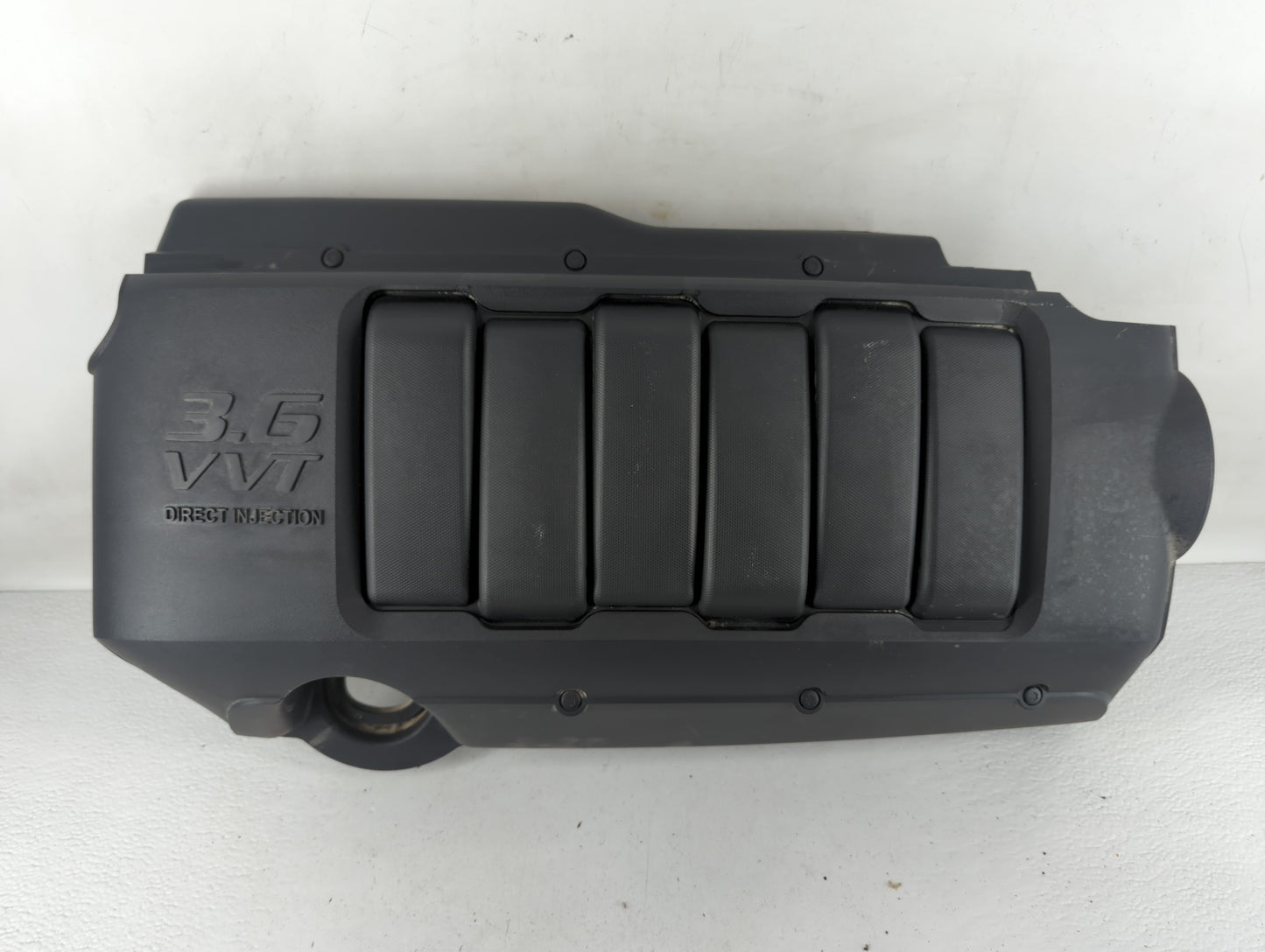 2016 Chevrolet Traverse Engine Cover - Oemusedautoparts1.com