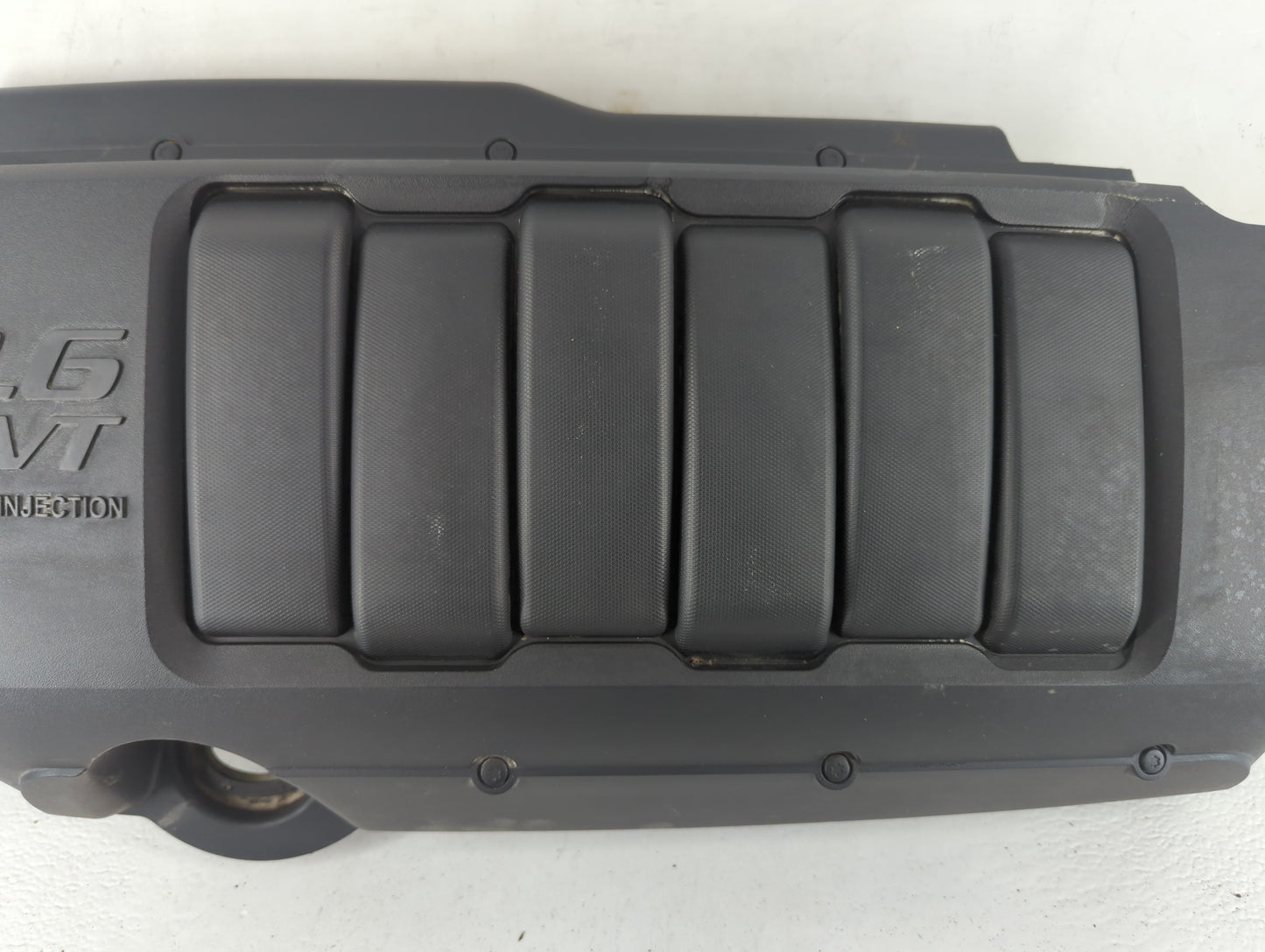 2016 Chevrolet Traverse Engine Cover - Oemusedautoparts1.com