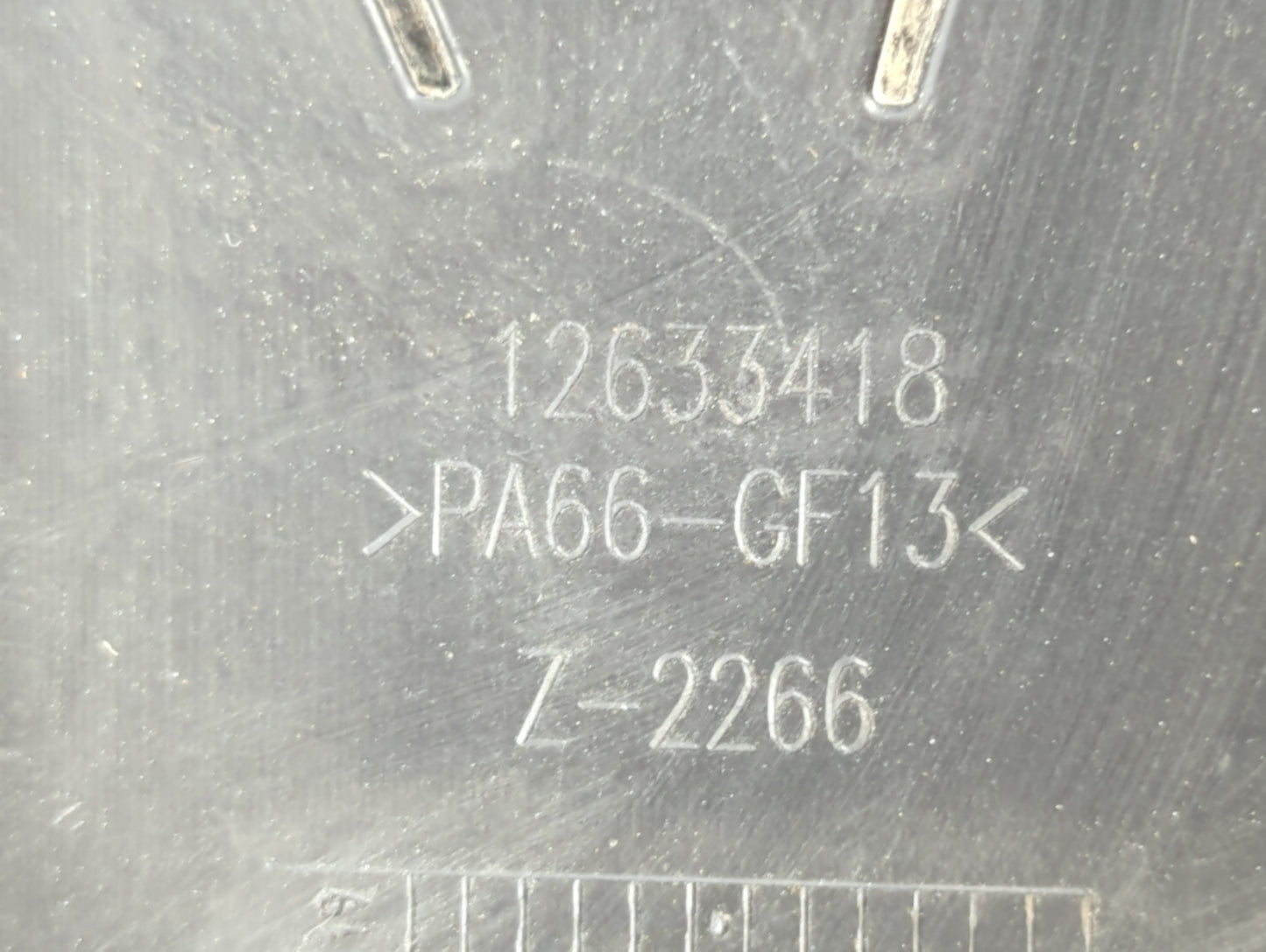 2016 Chevrolet Traverse Engine Cover - Oemusedautoparts1.com